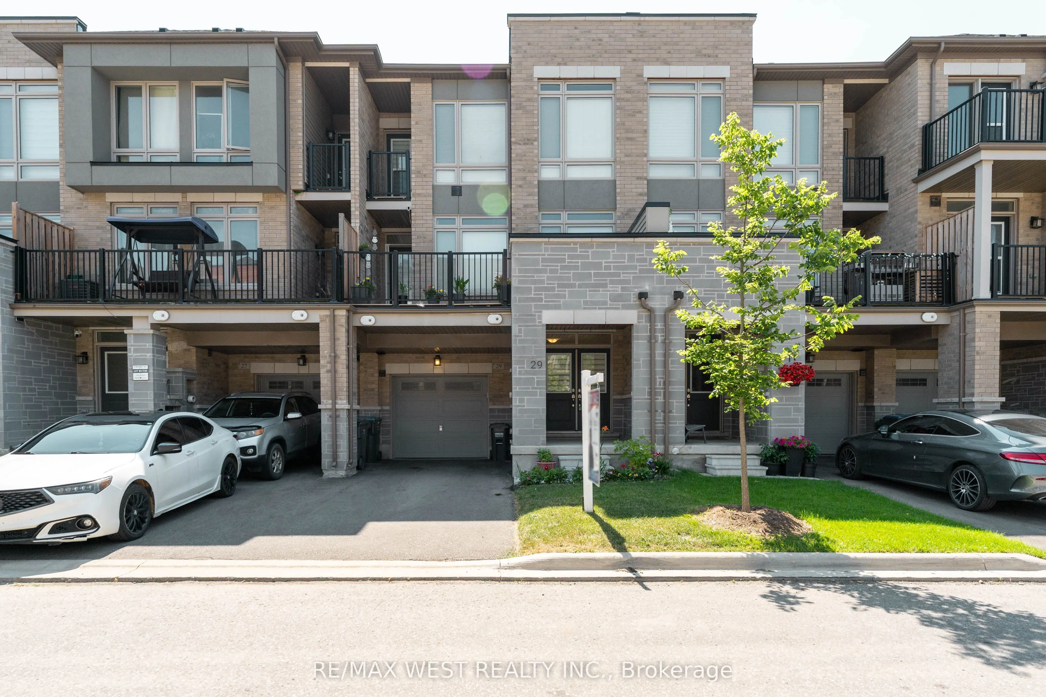 29 Arrowview Drive