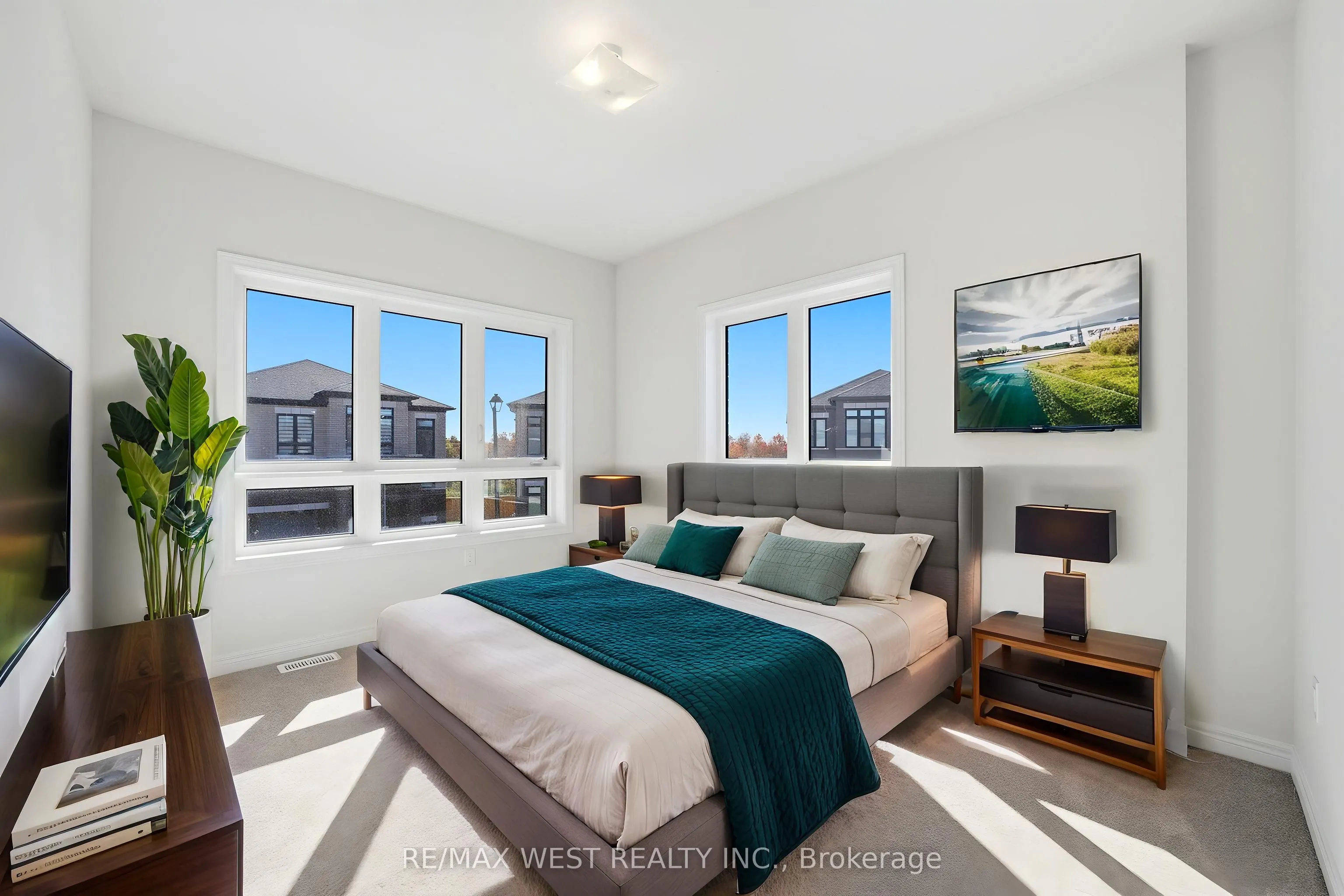 944 Apple Terrace