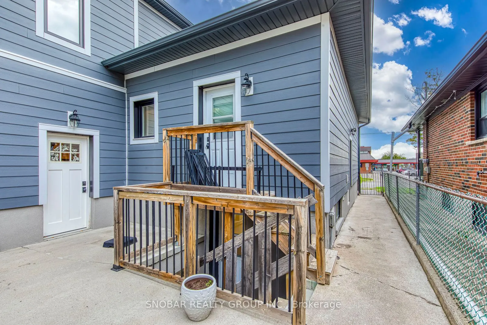 48 Griggsden Avenue