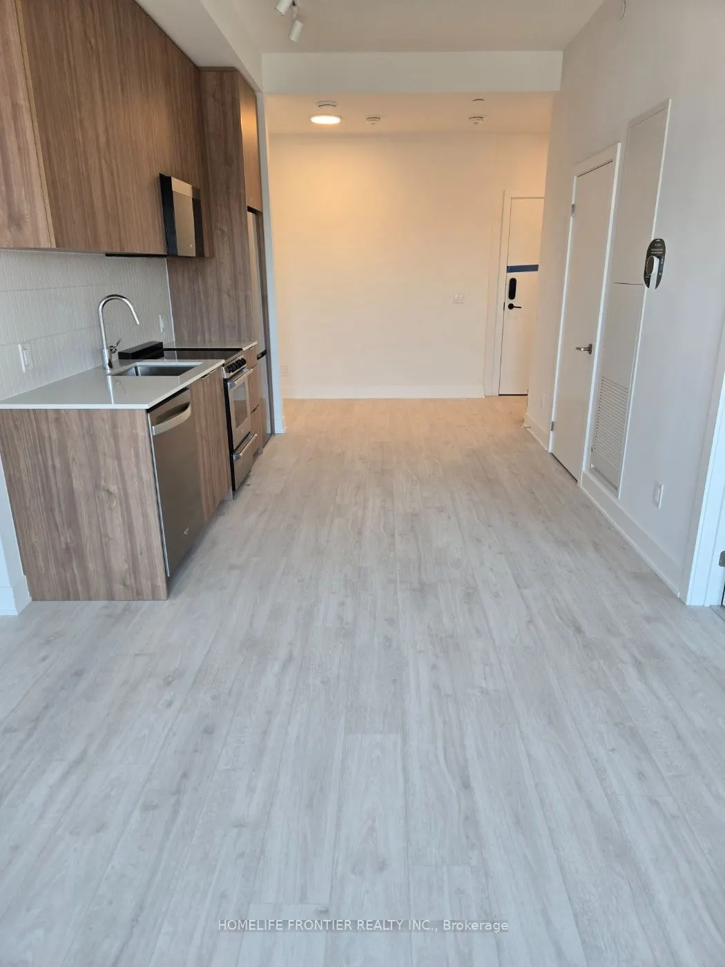 3008 William Cutmore Boulevard #722