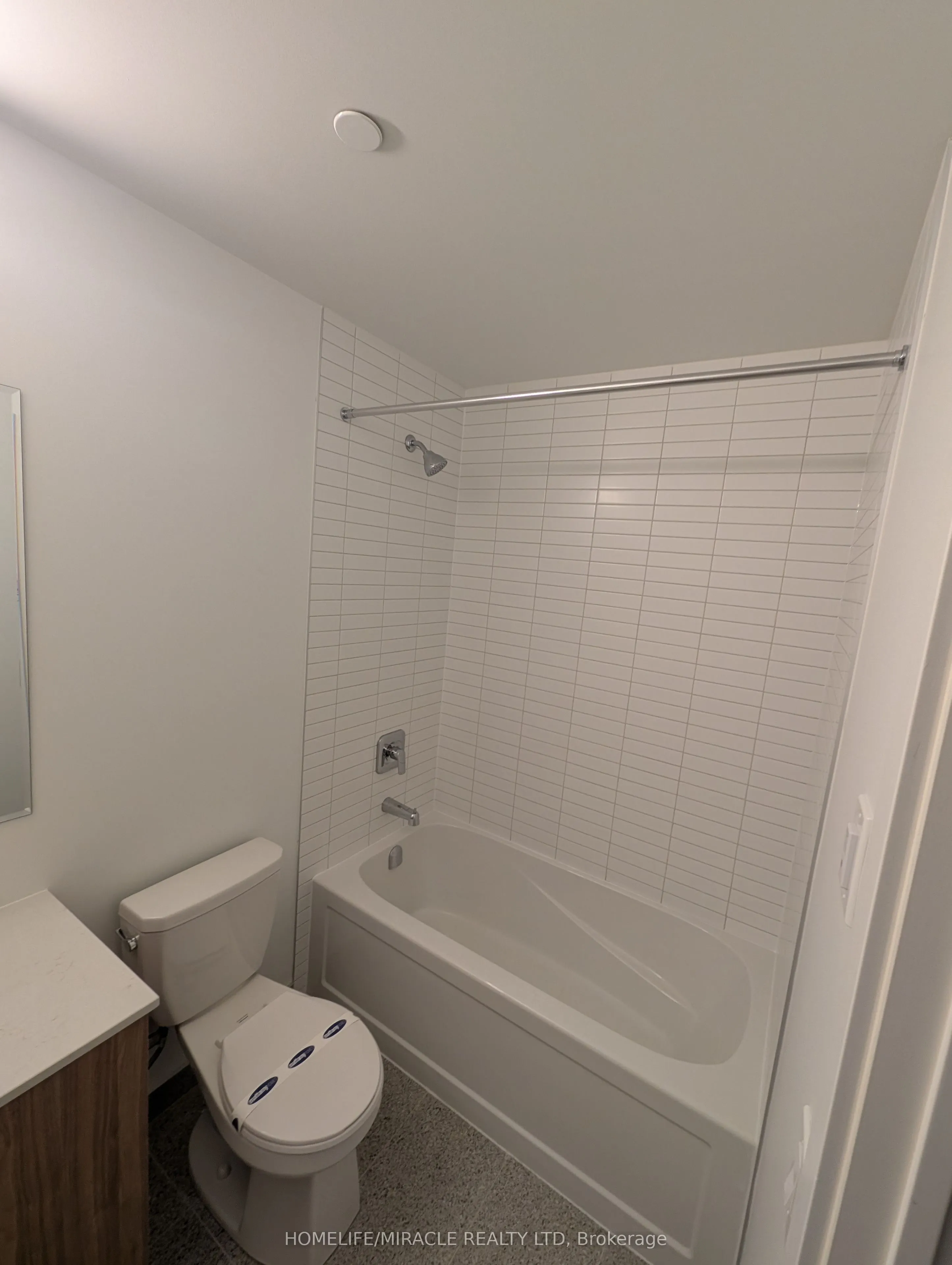 3008 William Cutmore Boulevard #213