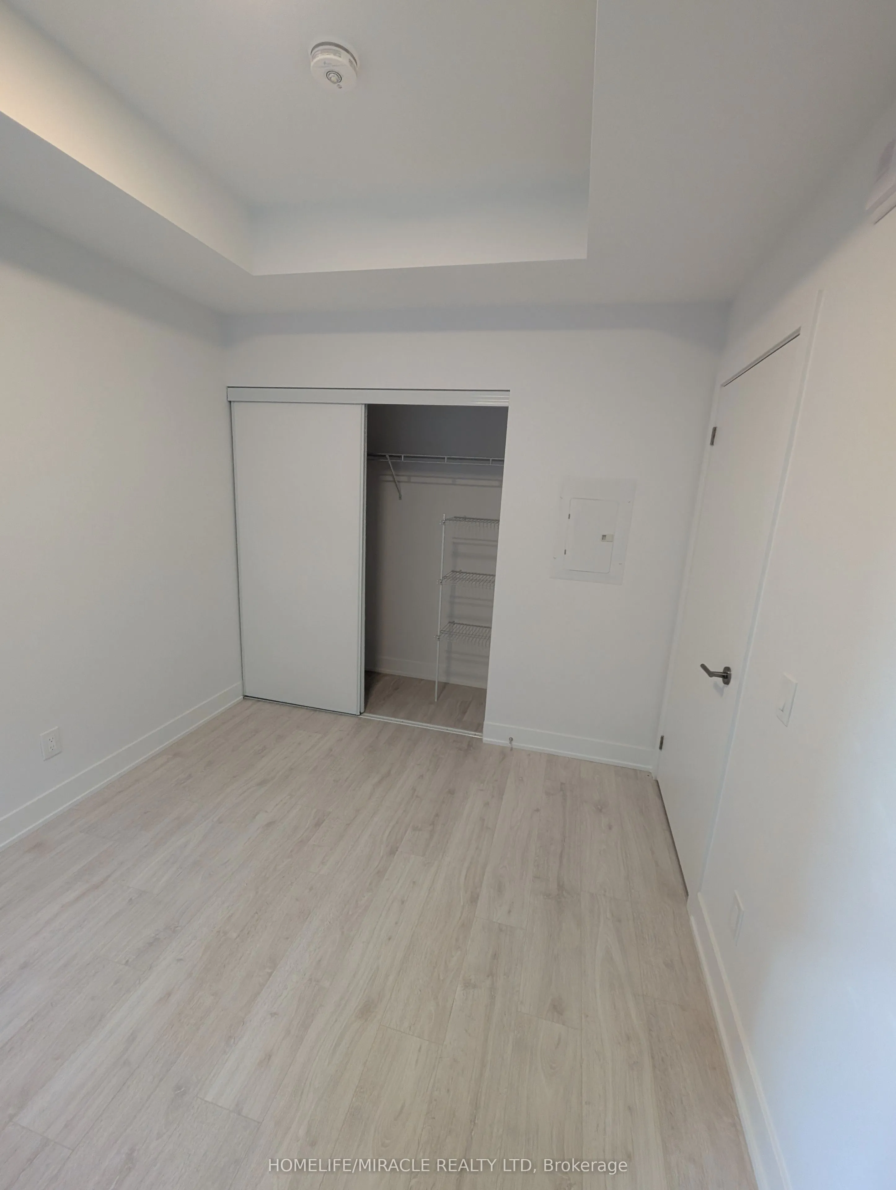 3008 William Cutmore Boulevard #213