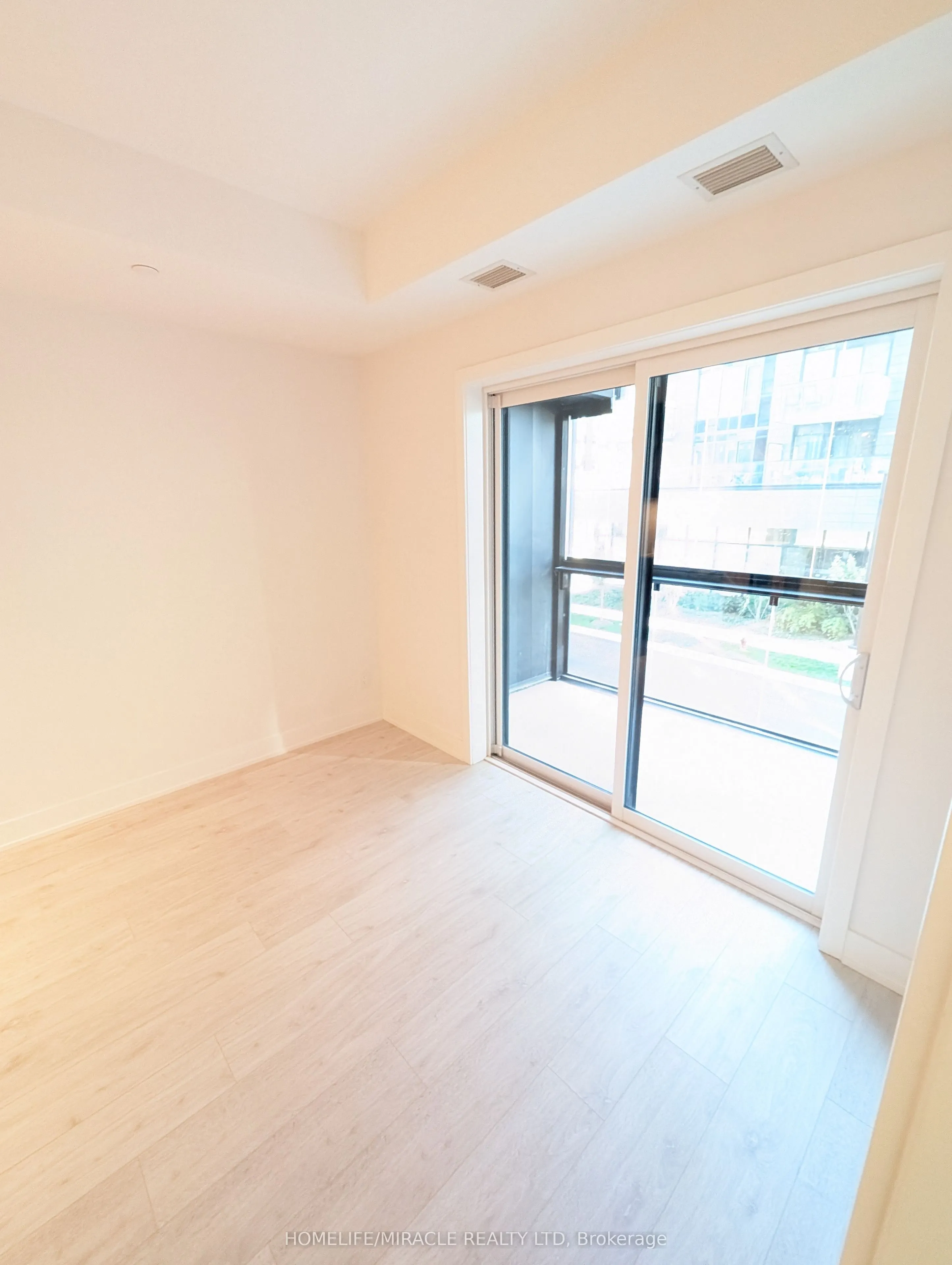 3008 William Cutmore Boulevard #213