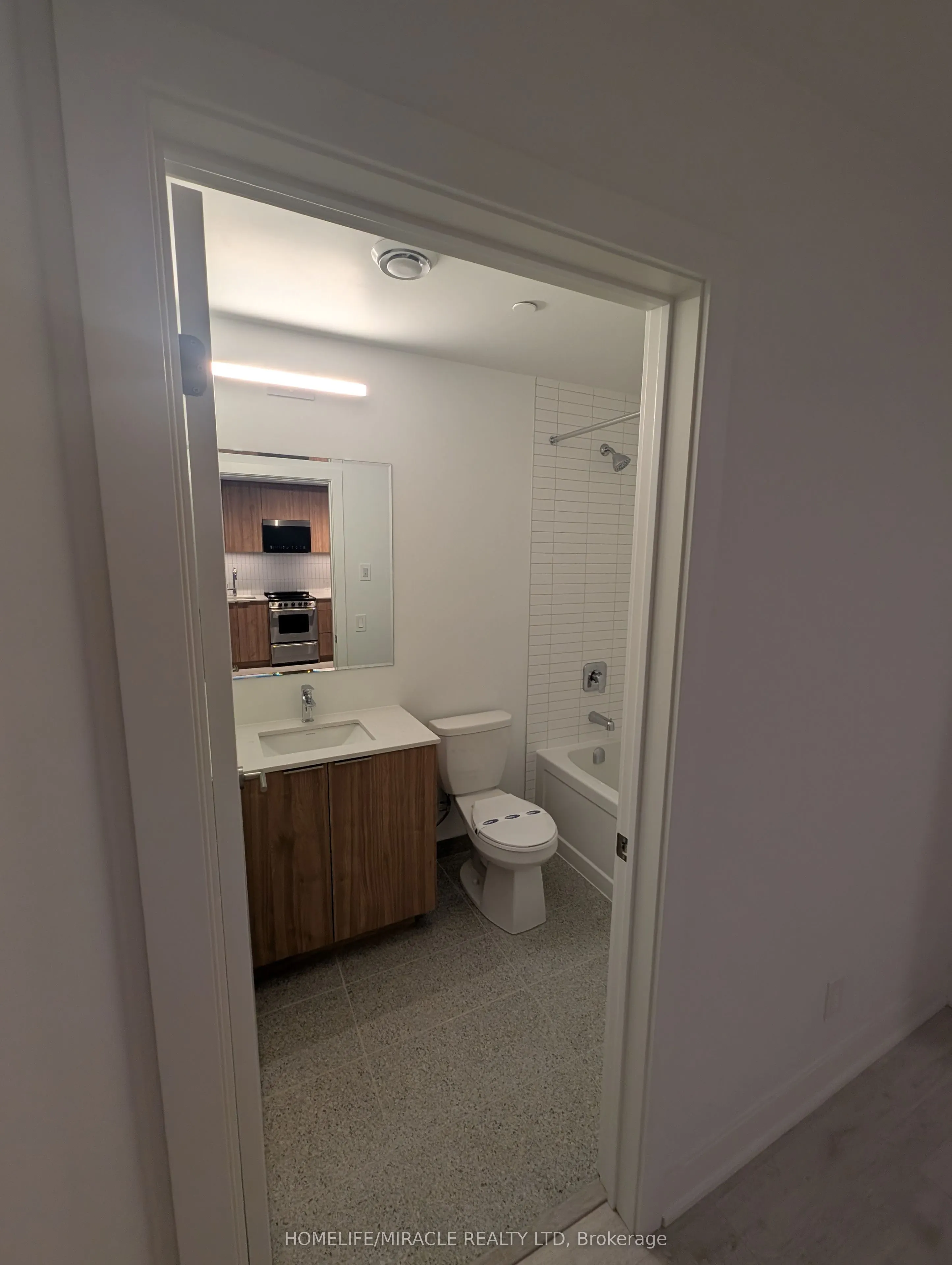 3008 William Cutmore Boulevard #213