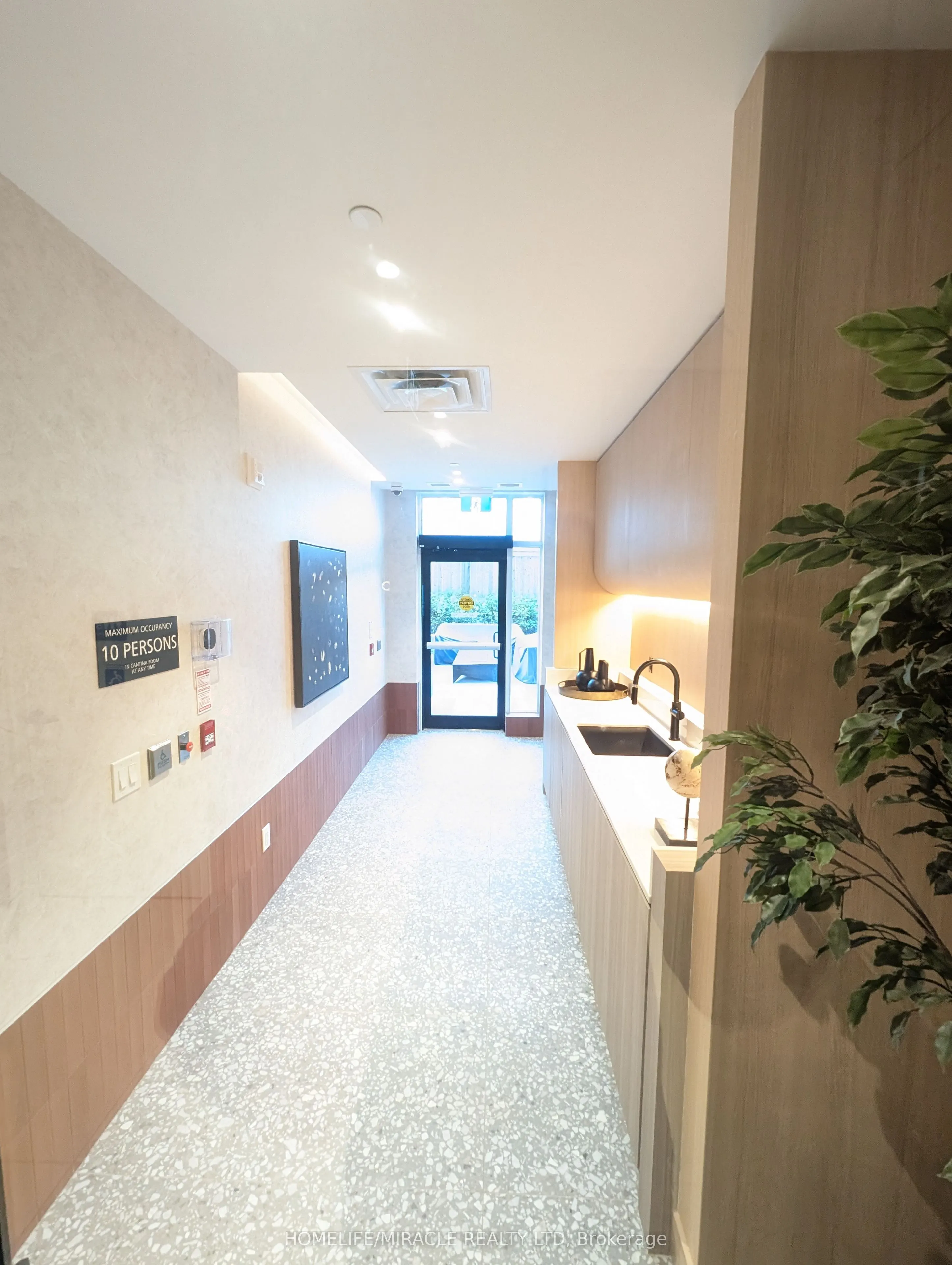 3008 William Cutmore Boulevard #213