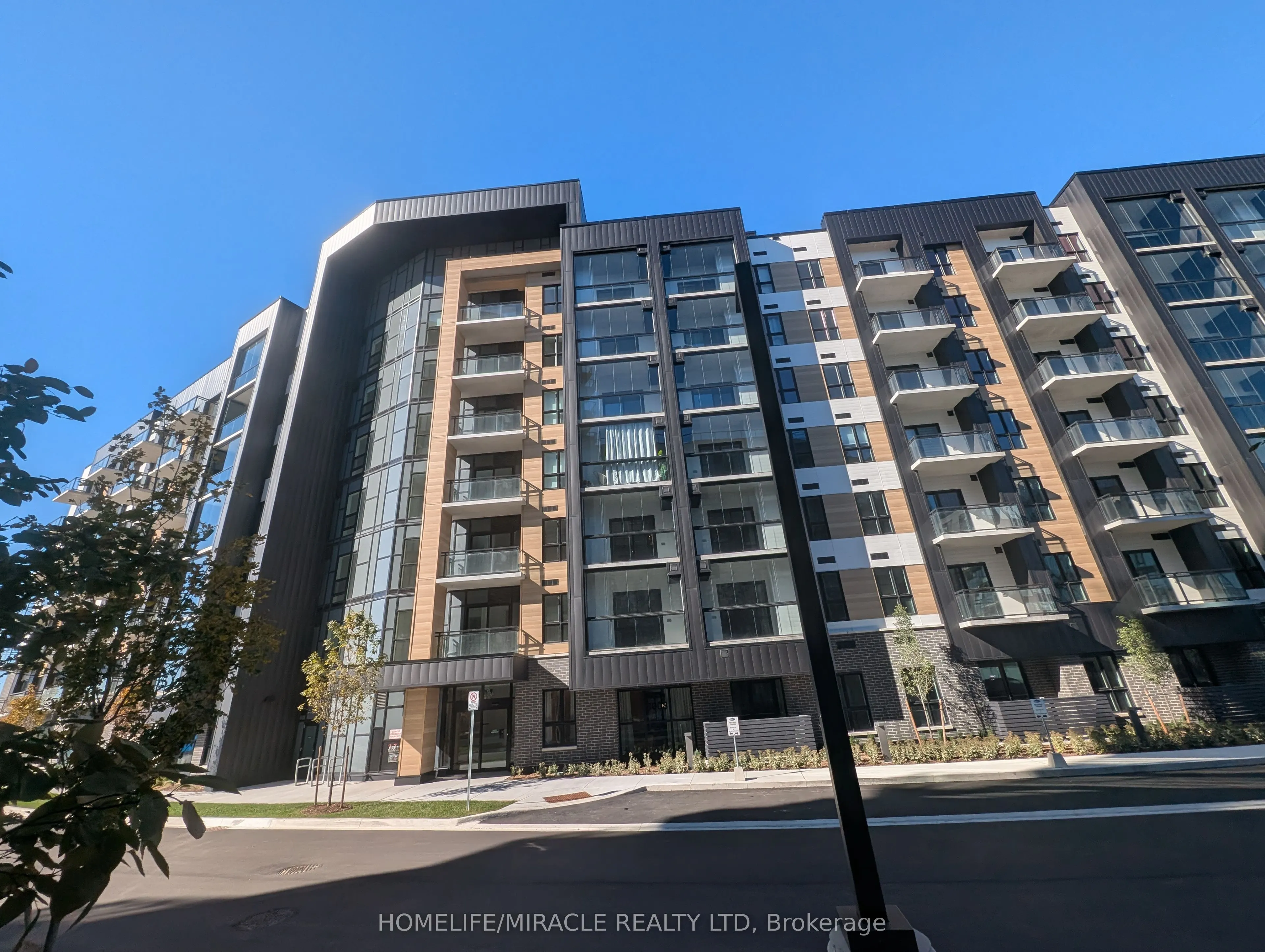 3008 William Cutmore Boulevard #213