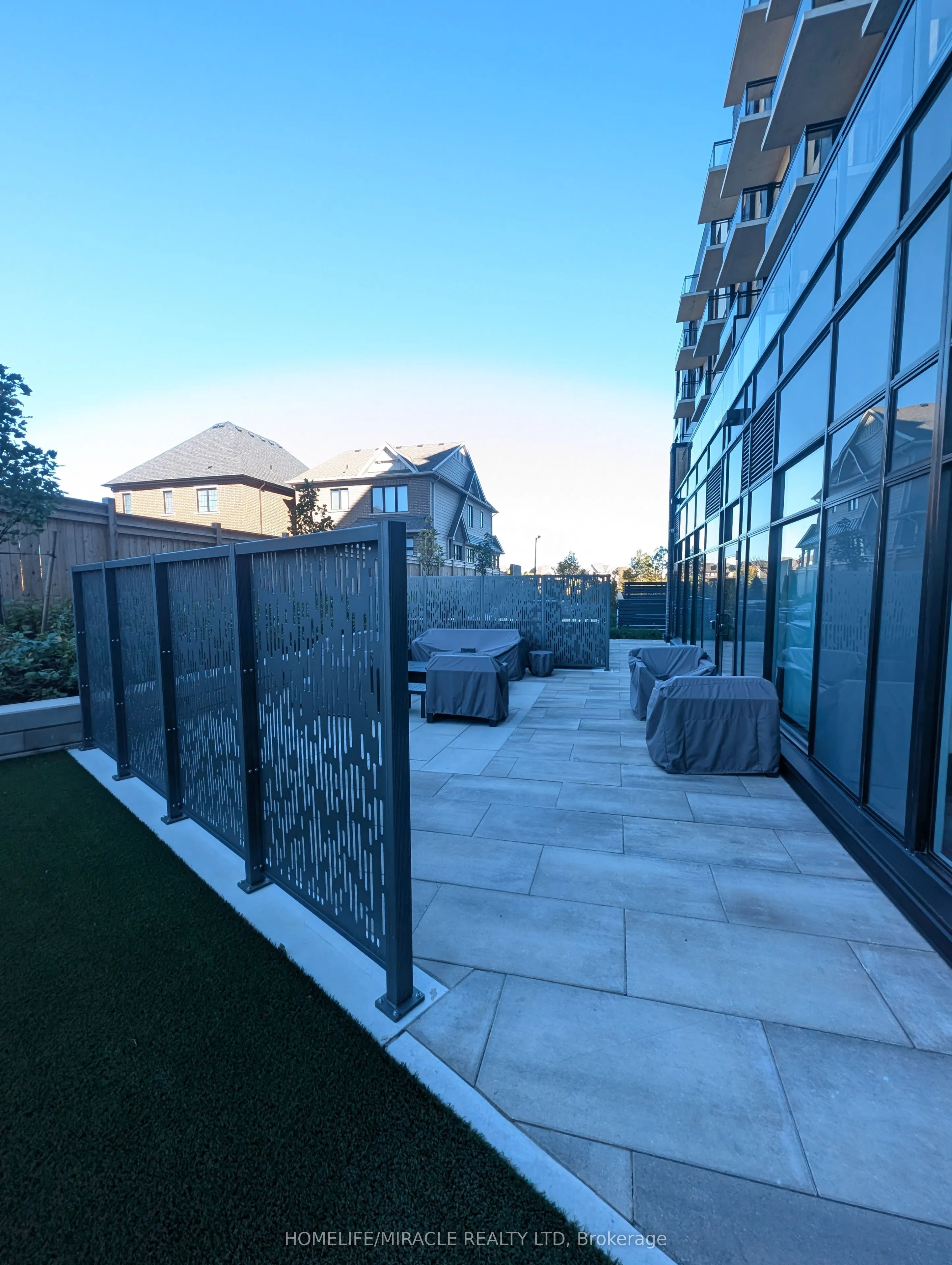 3008 William Cutmore Boulevard #213