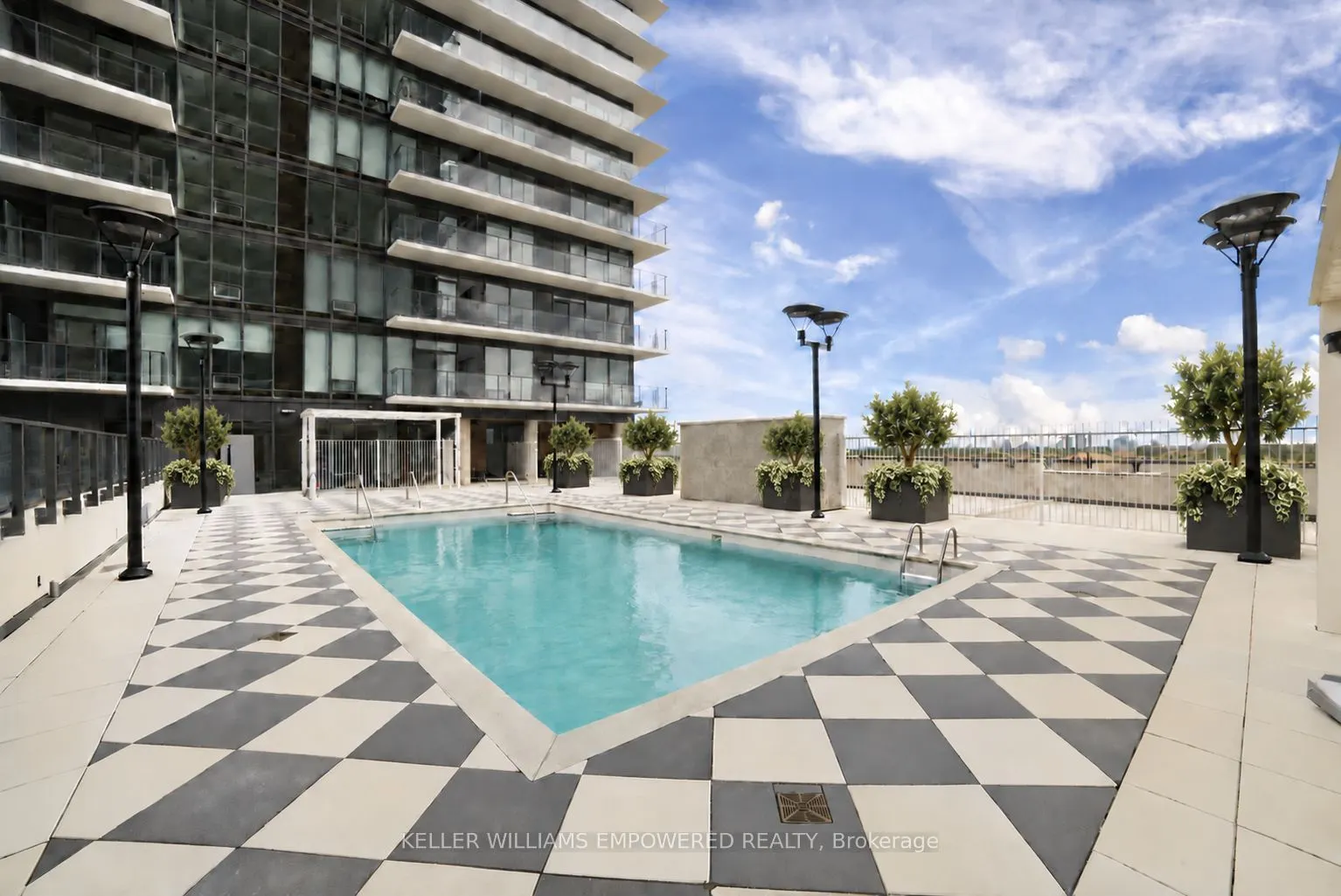 4010 Eglinton Avenue W #1218