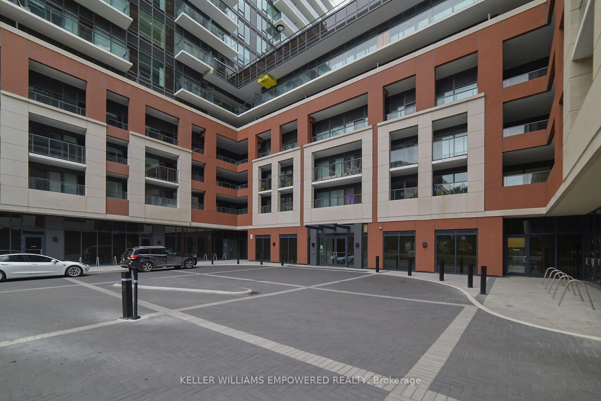 4010 Eglinton Avenue W #1218