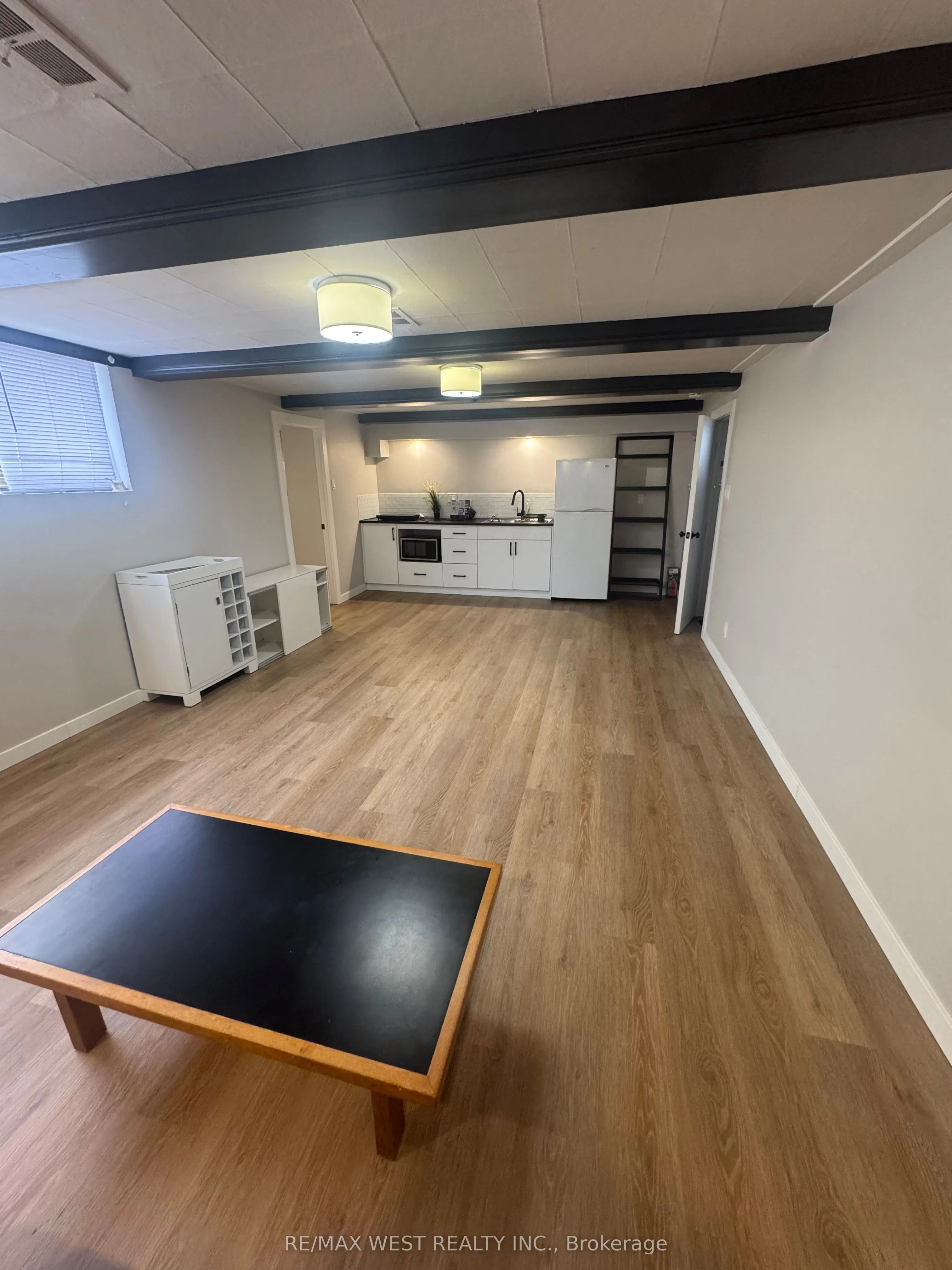 35 Lilywood Road #B1