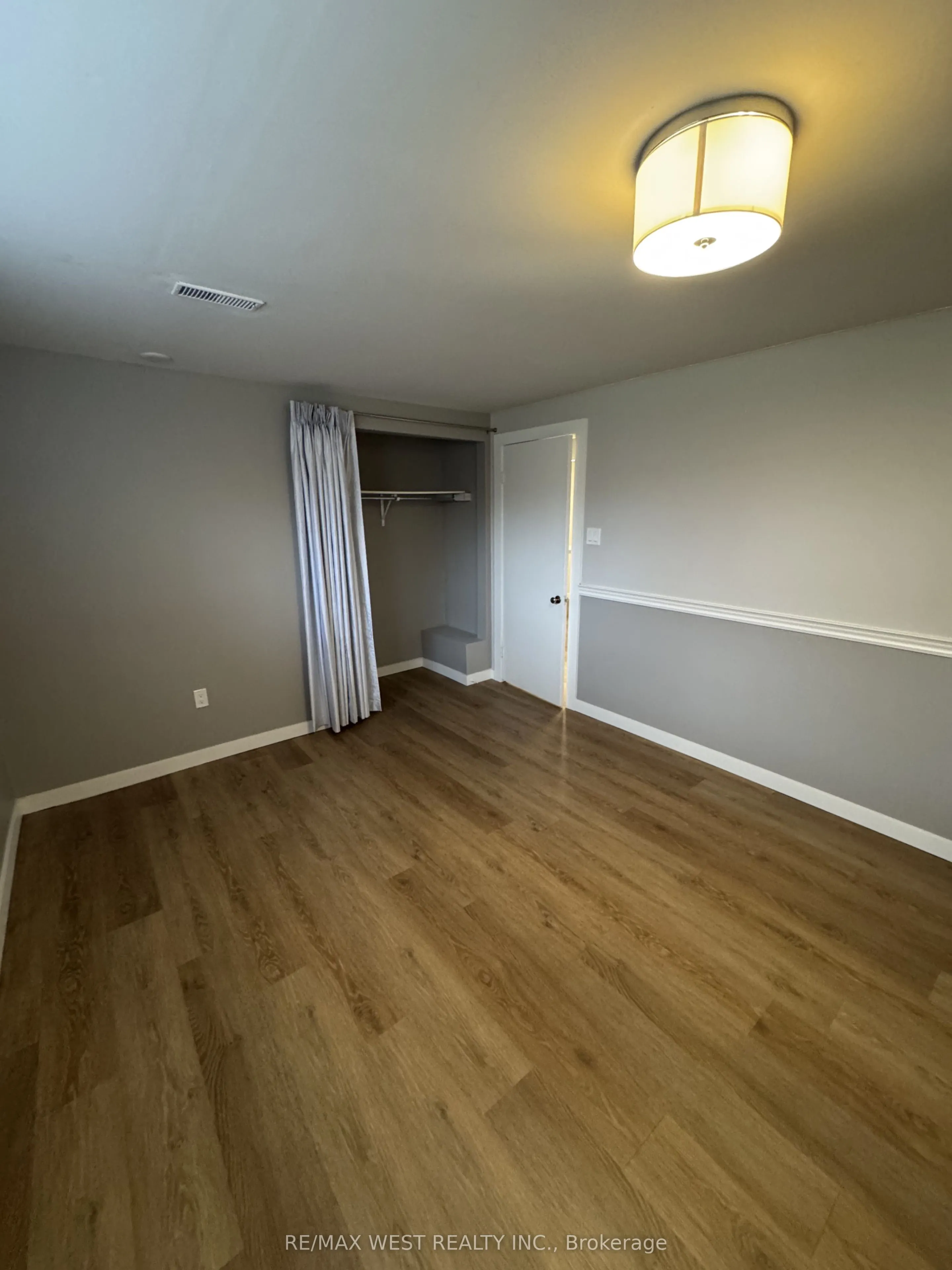 35 Lilywood Road #B2
