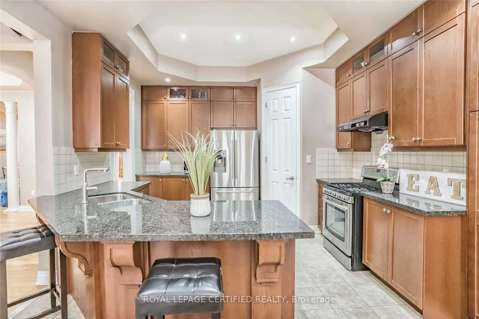 3274 Erin Centre Boulevard