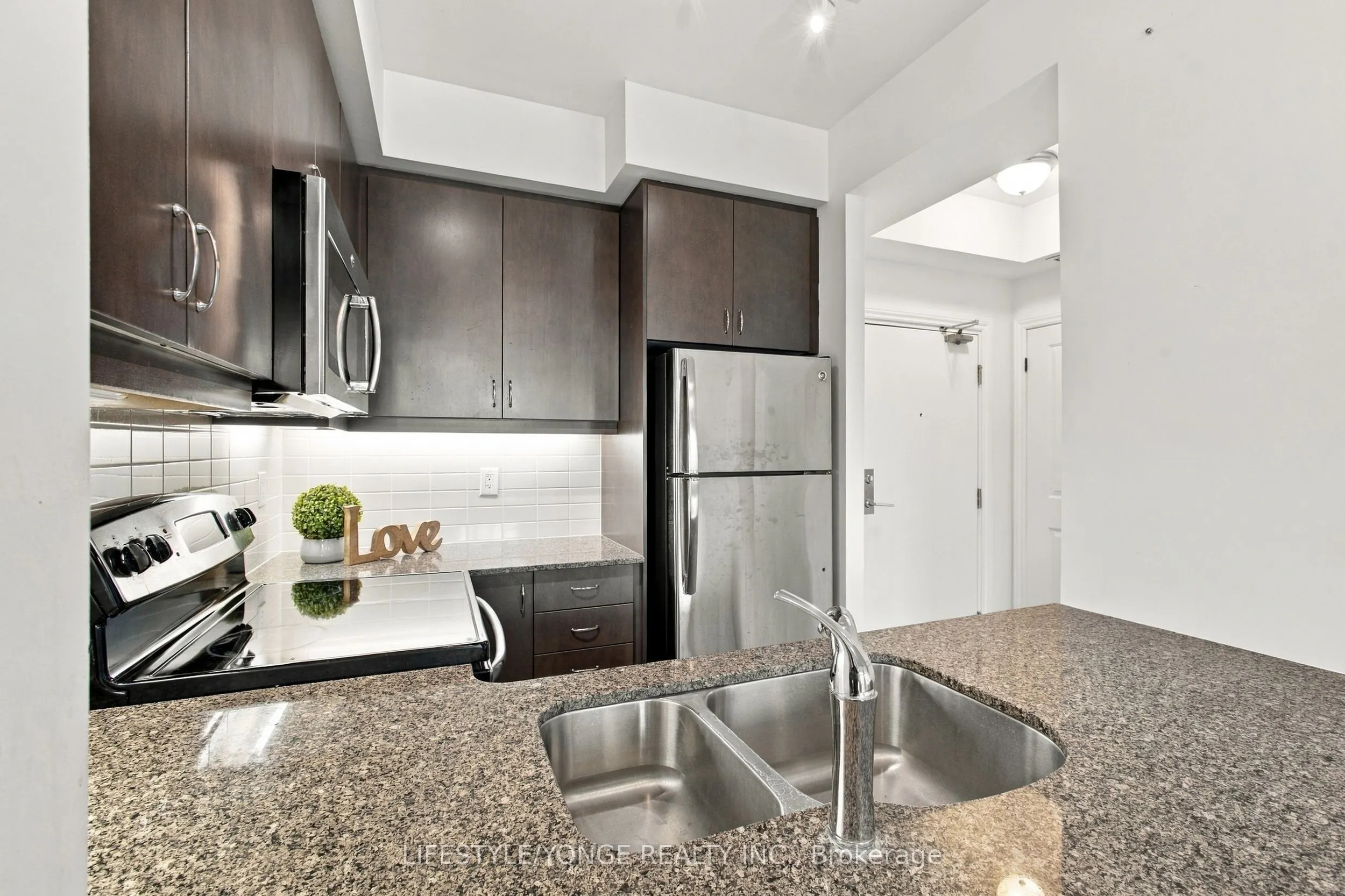 2300 Upper Middle Road W #231