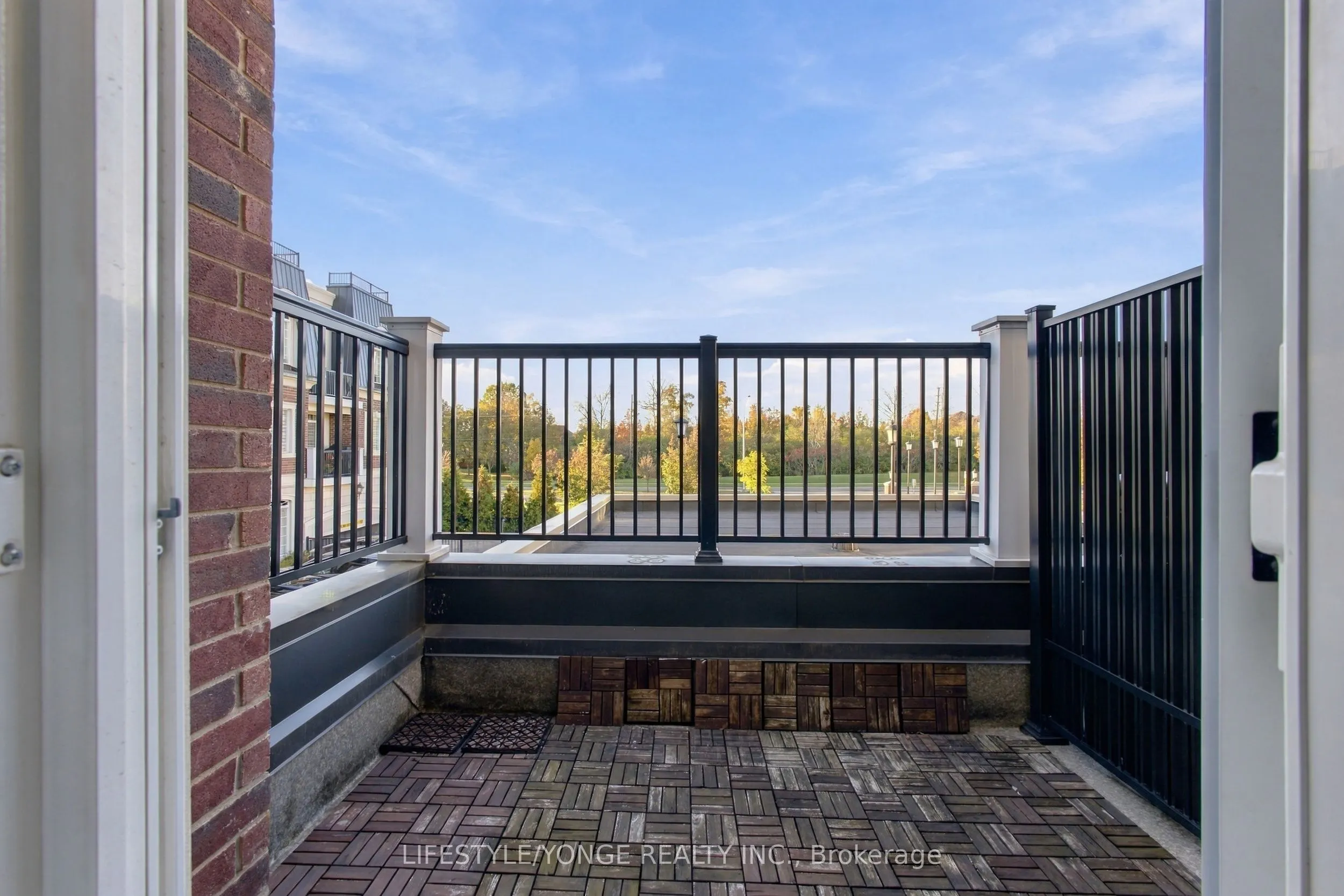 2300 Upper Middle Road W #231