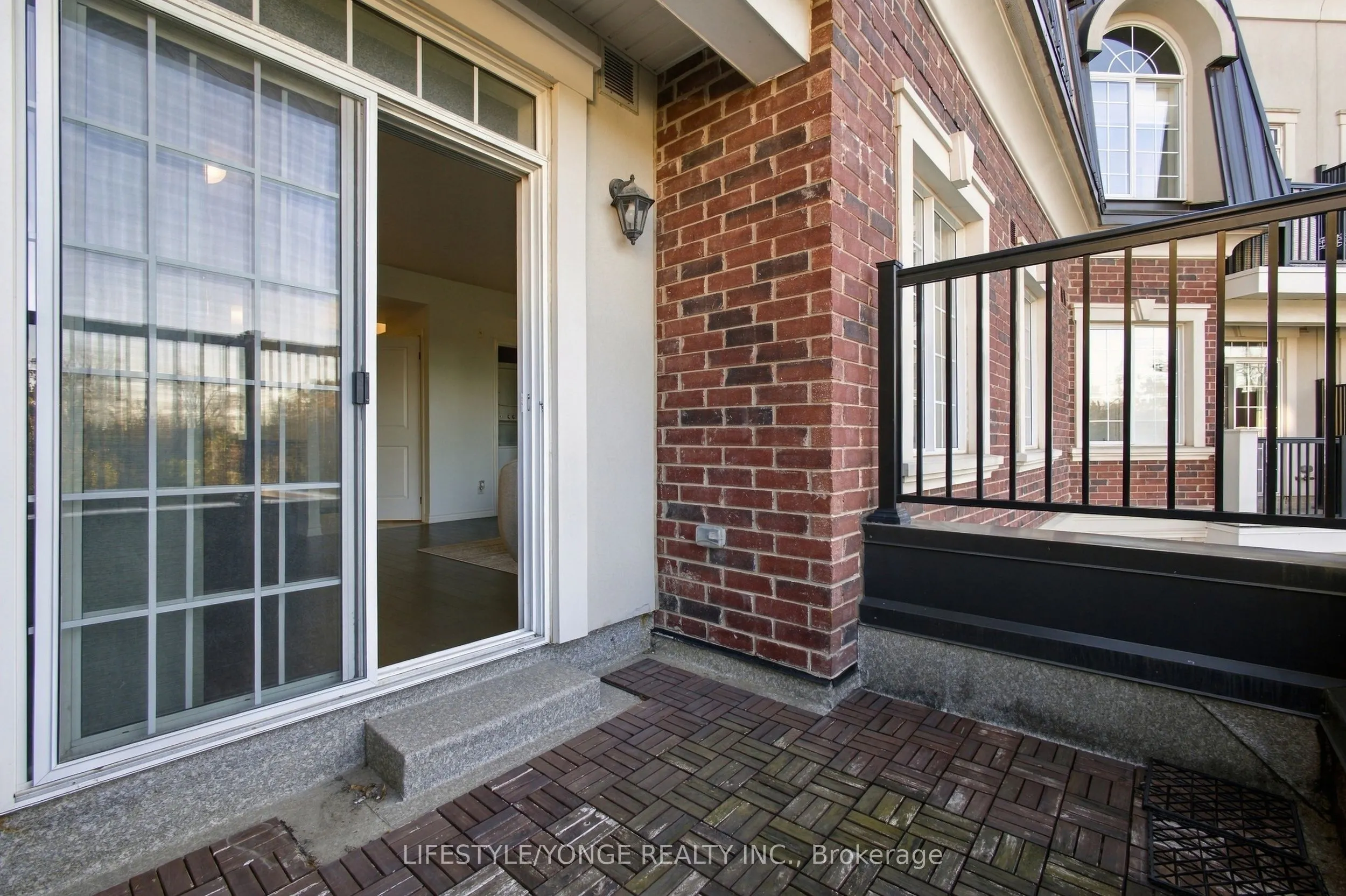 2300 Upper Middle Road W #231