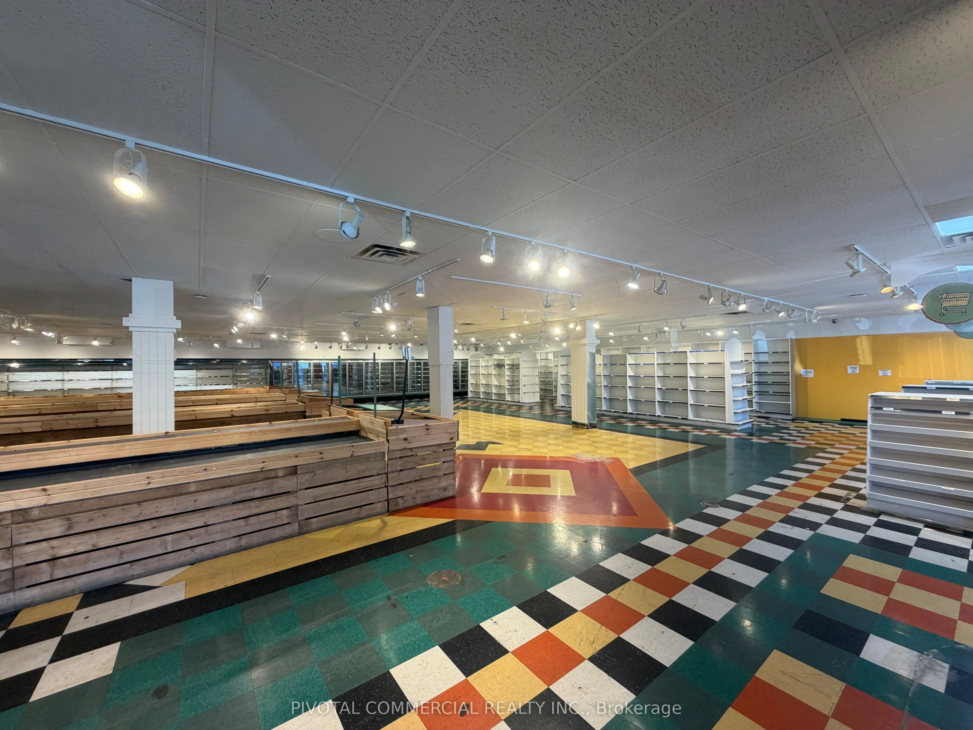 170 Lakeshore Road E #100