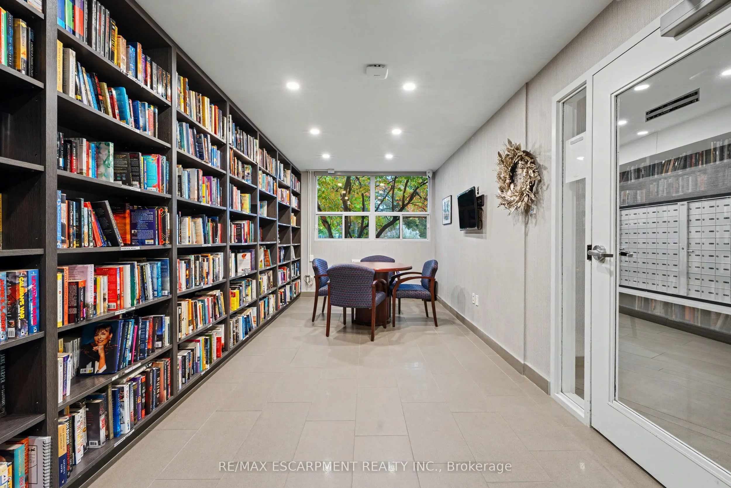 700 DYNES Road #614
