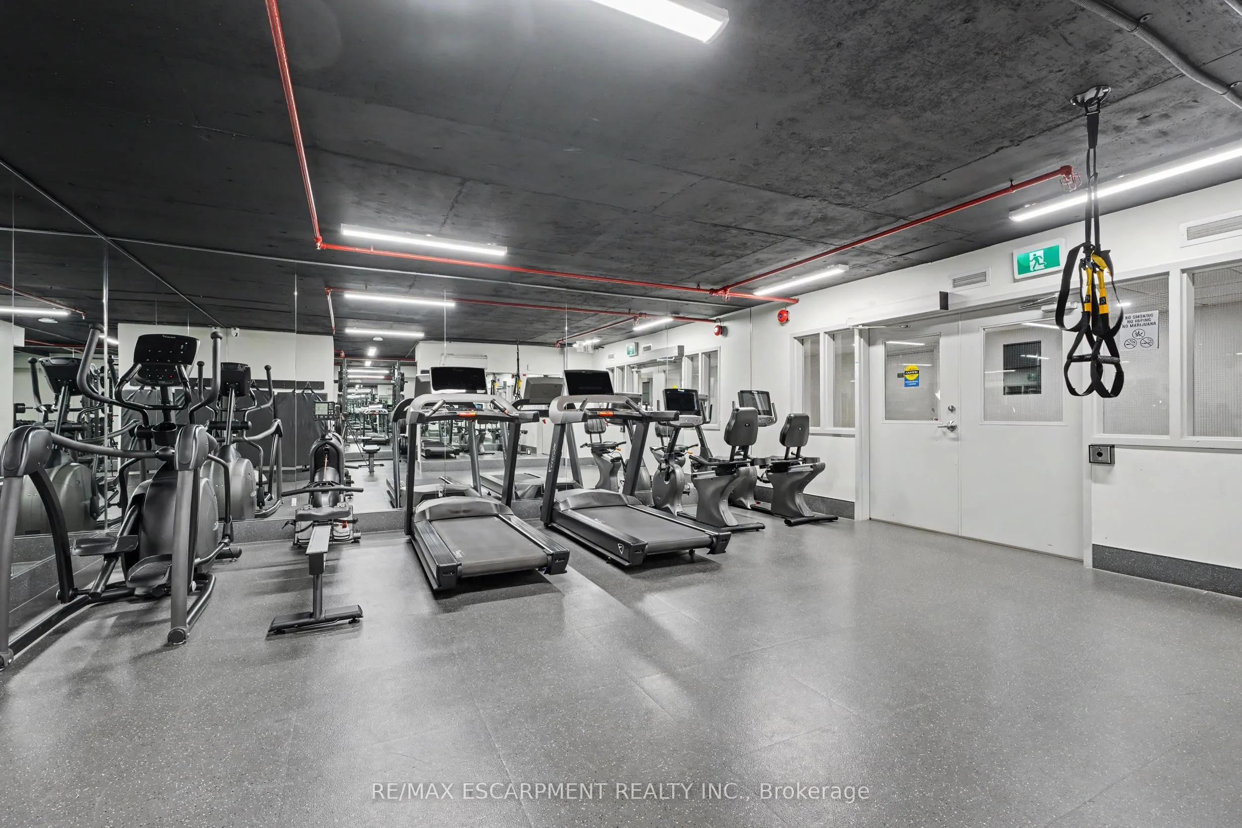 700 DYNES Road #614