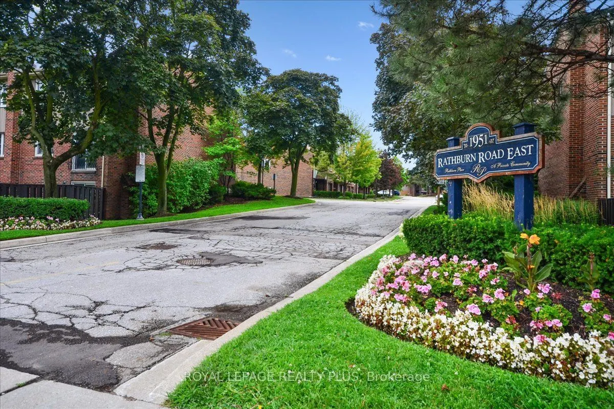 1951 Rathburn Road E #4