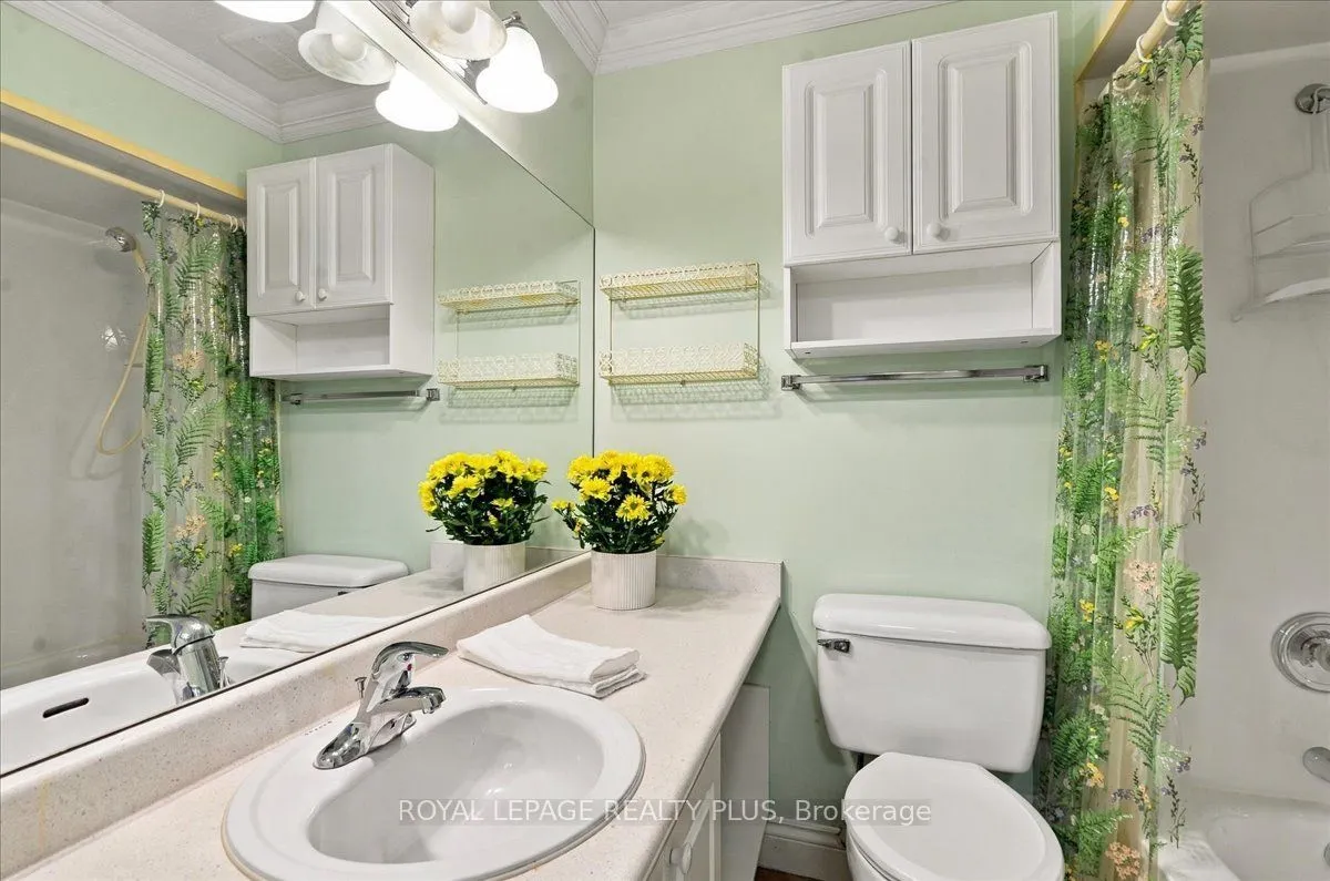 1951 Rathburn Road E #4