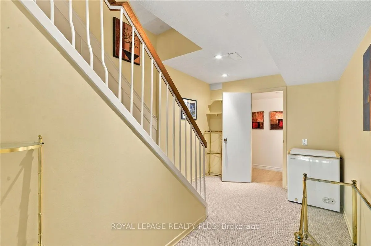 1951 Rathburn Road E #4