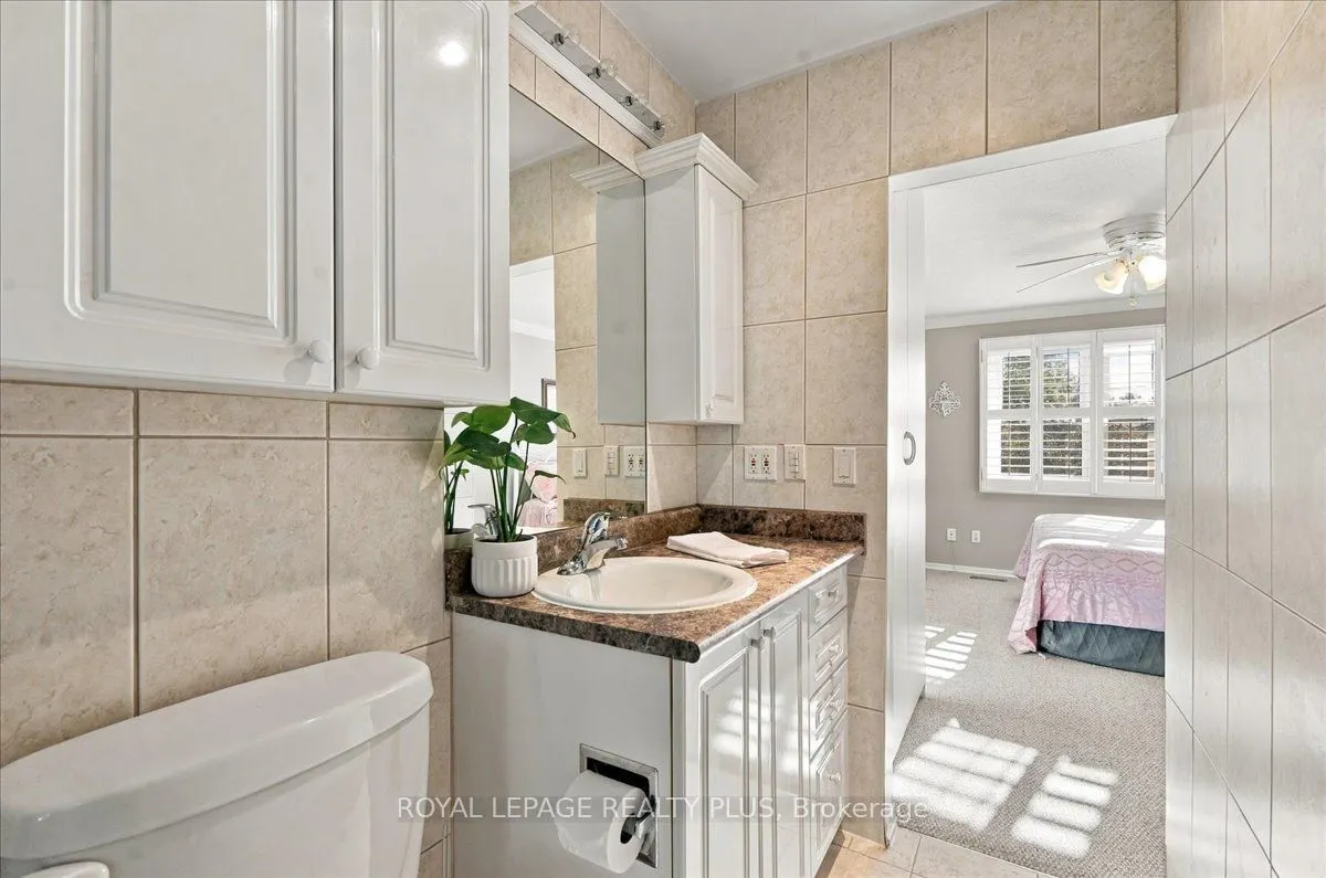 1951 Rathburn Road E #4