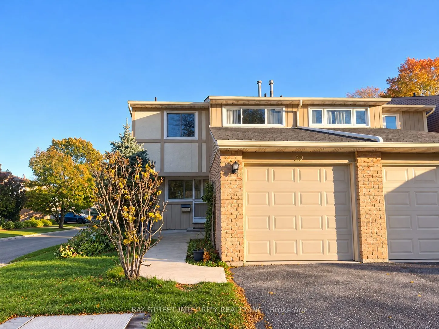 1580 Lancaster Drive #29
