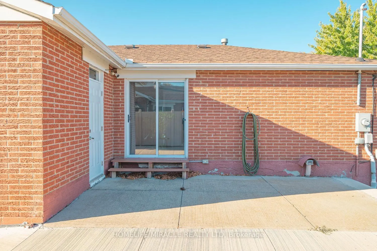 14 Tinton Crescent