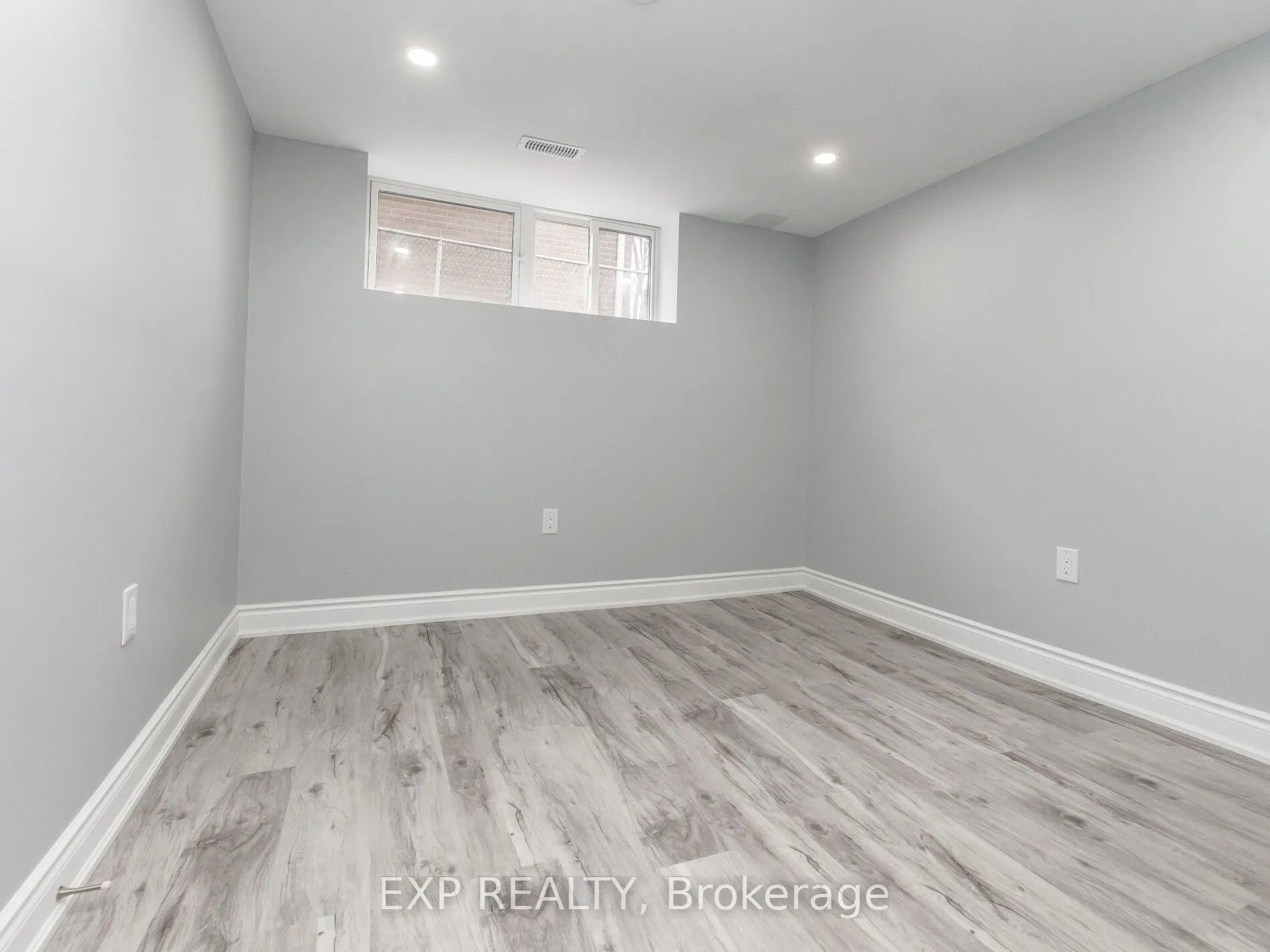 91 Corby Crescent #Basement Apartment