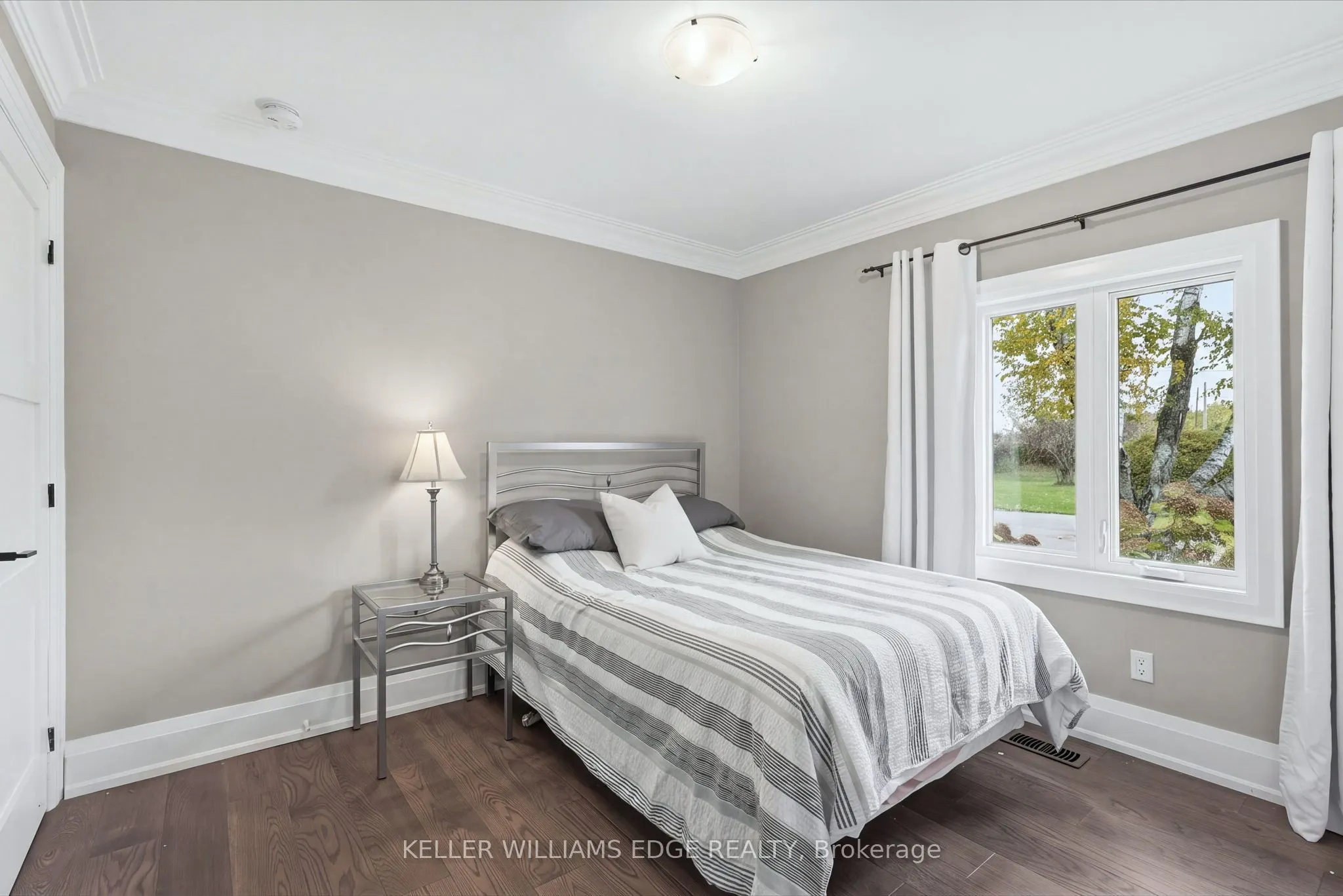 5448 Appleby Line