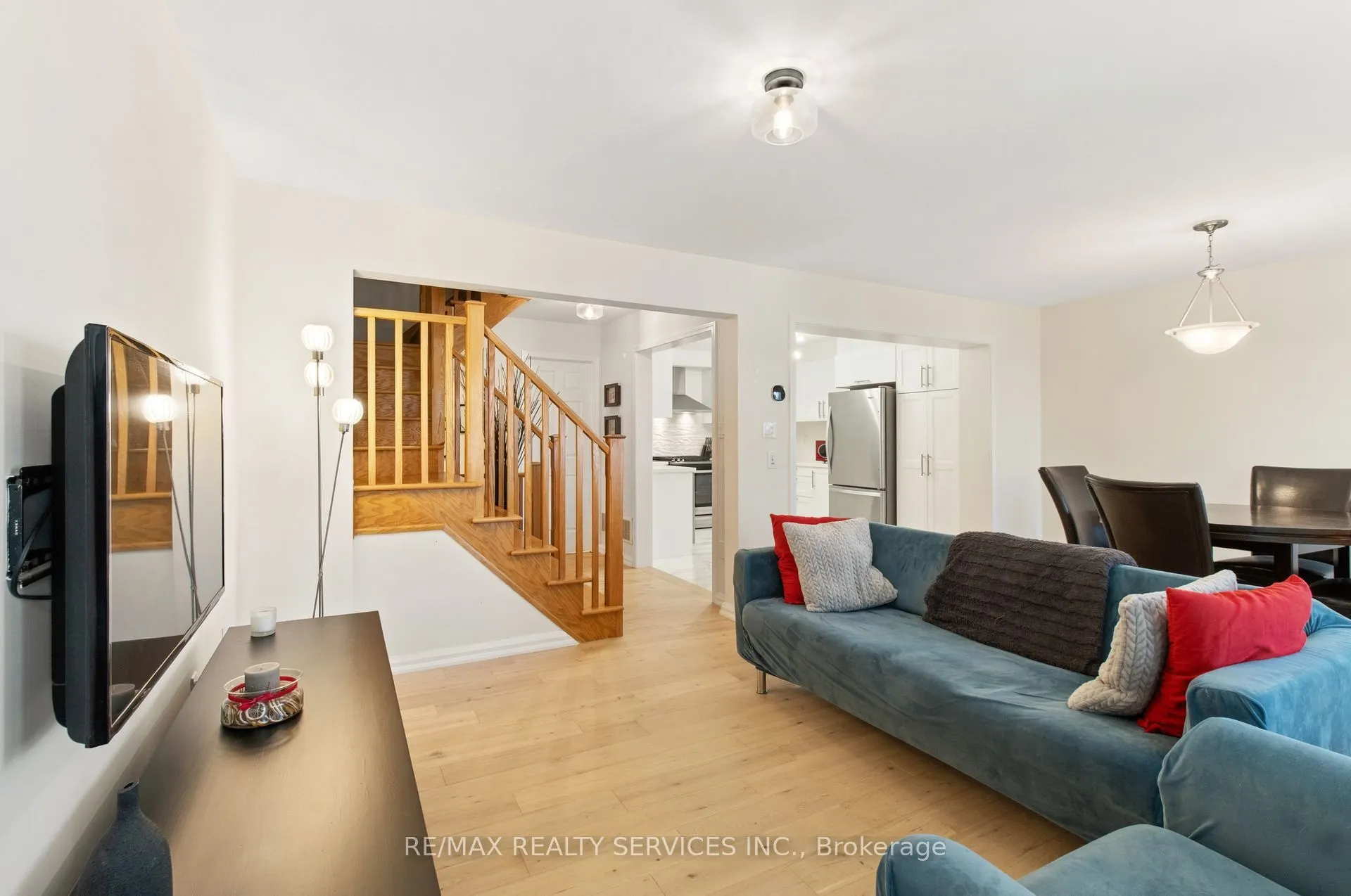 624 Frank Place