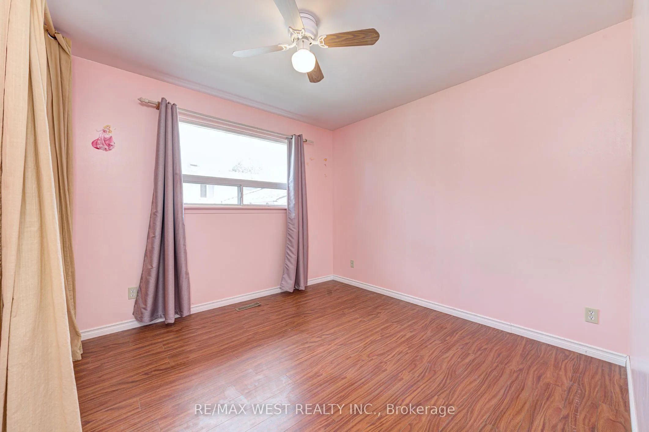 18 Glenforest Road #Upper Lvl