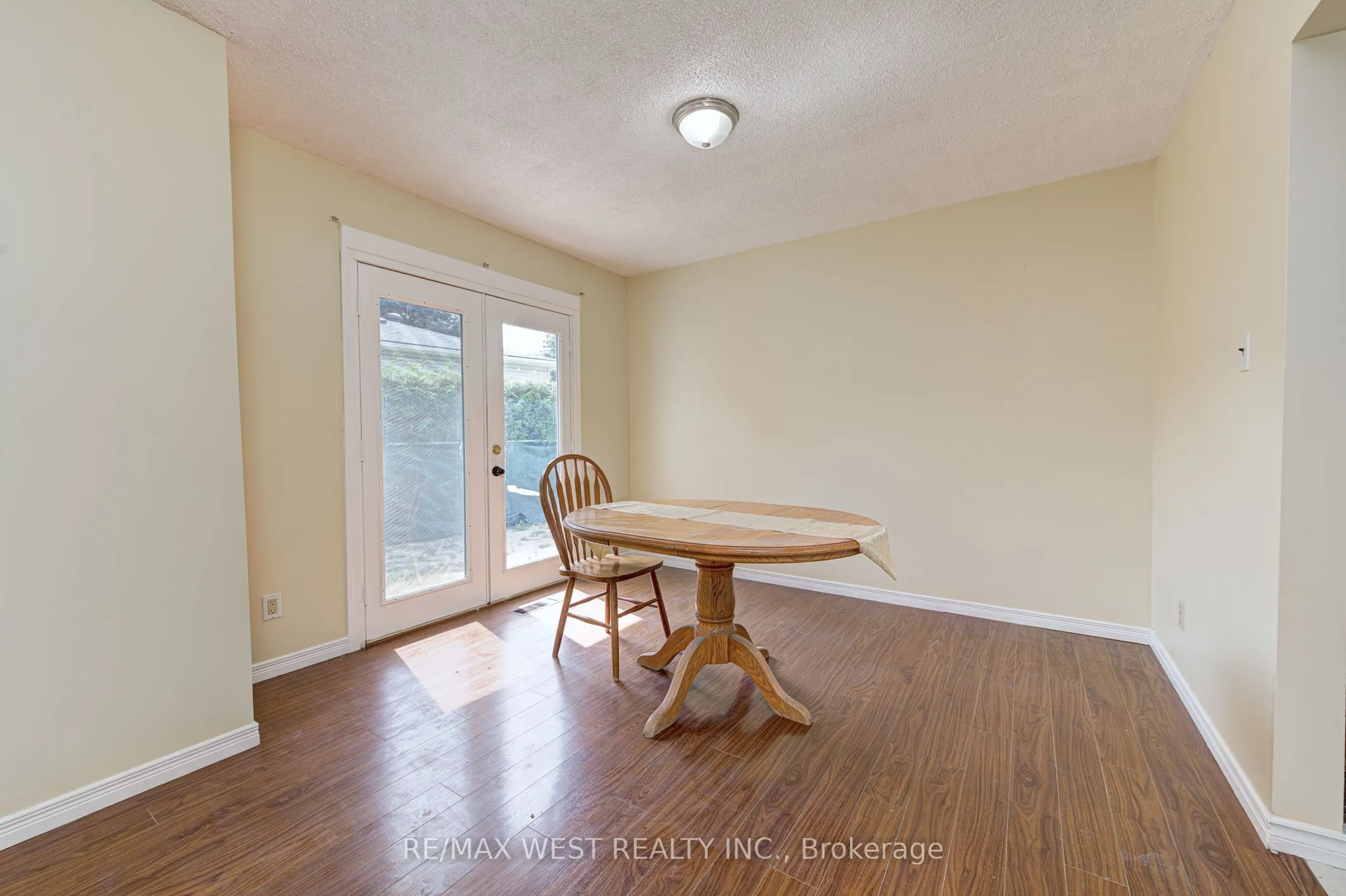 18 Glenforest Road #Upper Lvl