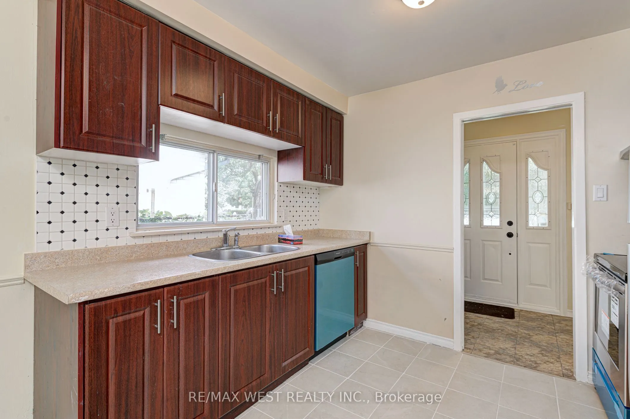 18 Glenforest Road #Upper Lvl