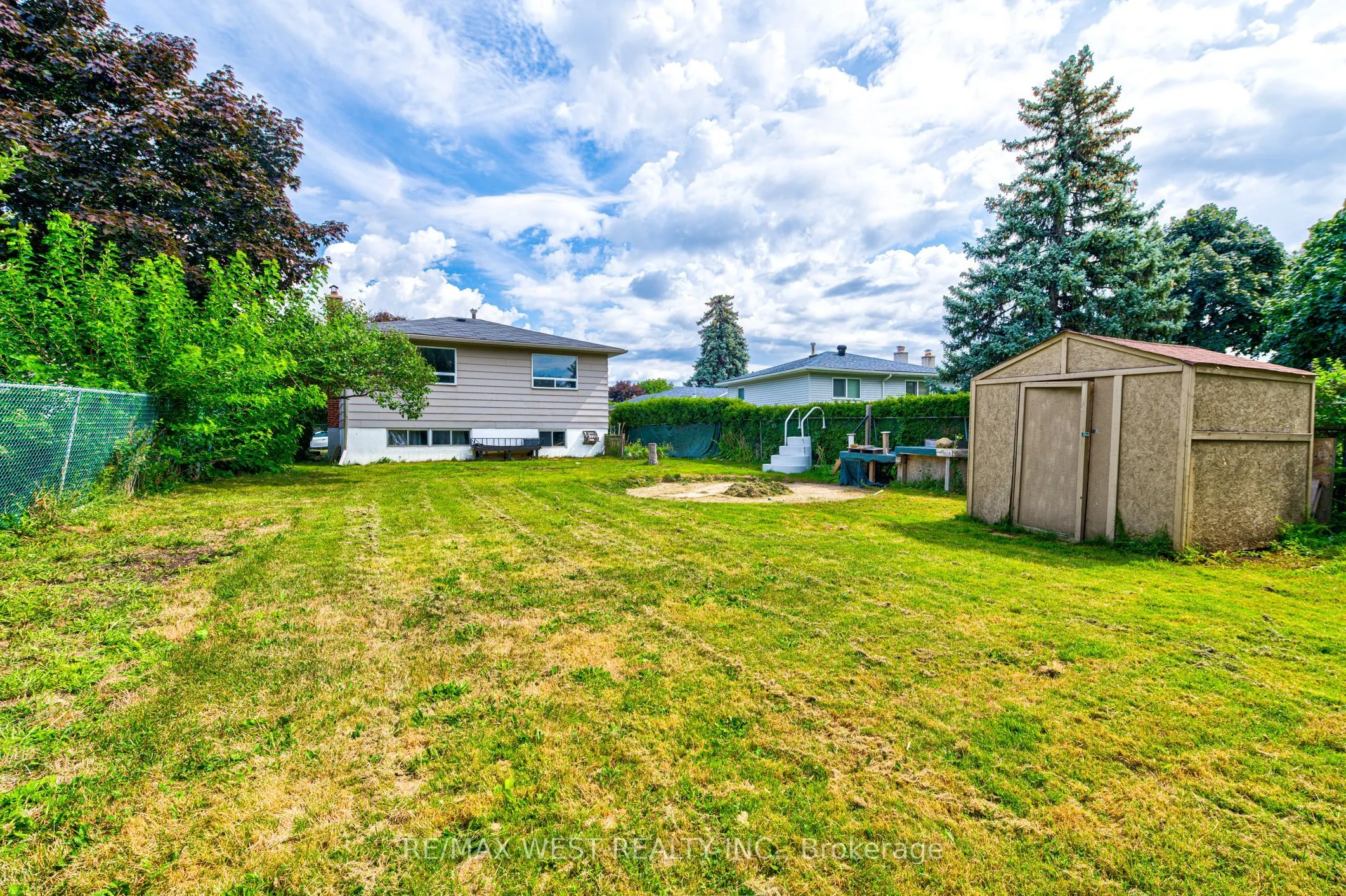 18 Glenforest Road #Upper Lvl