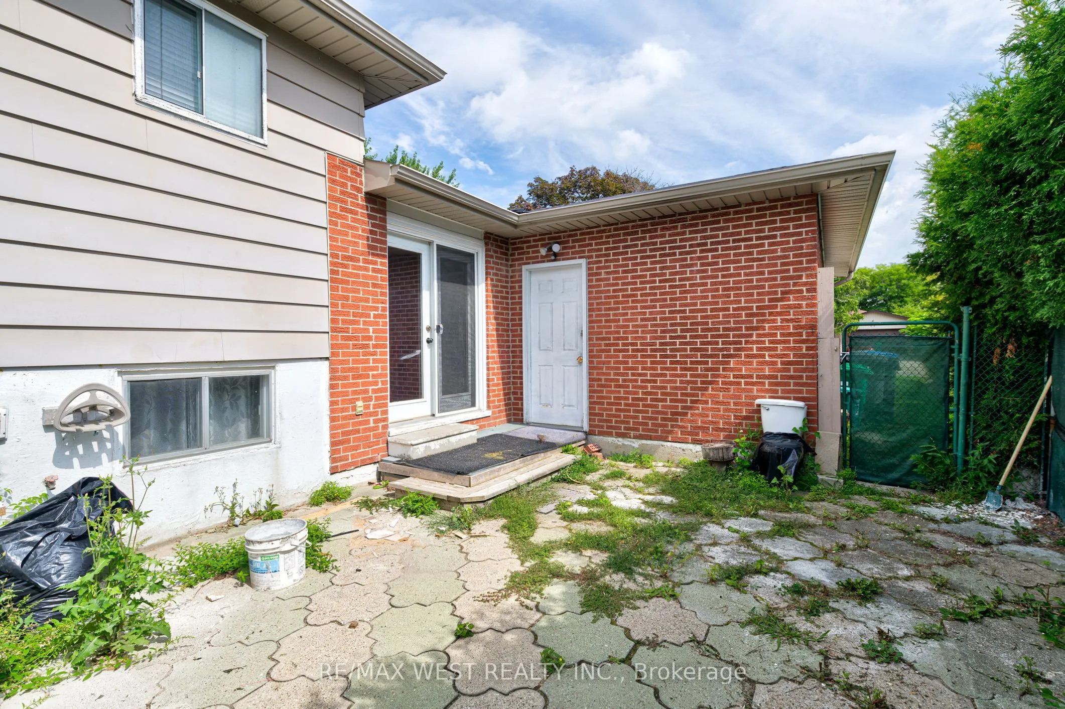 18 Glenforest Road #Upper Lvl