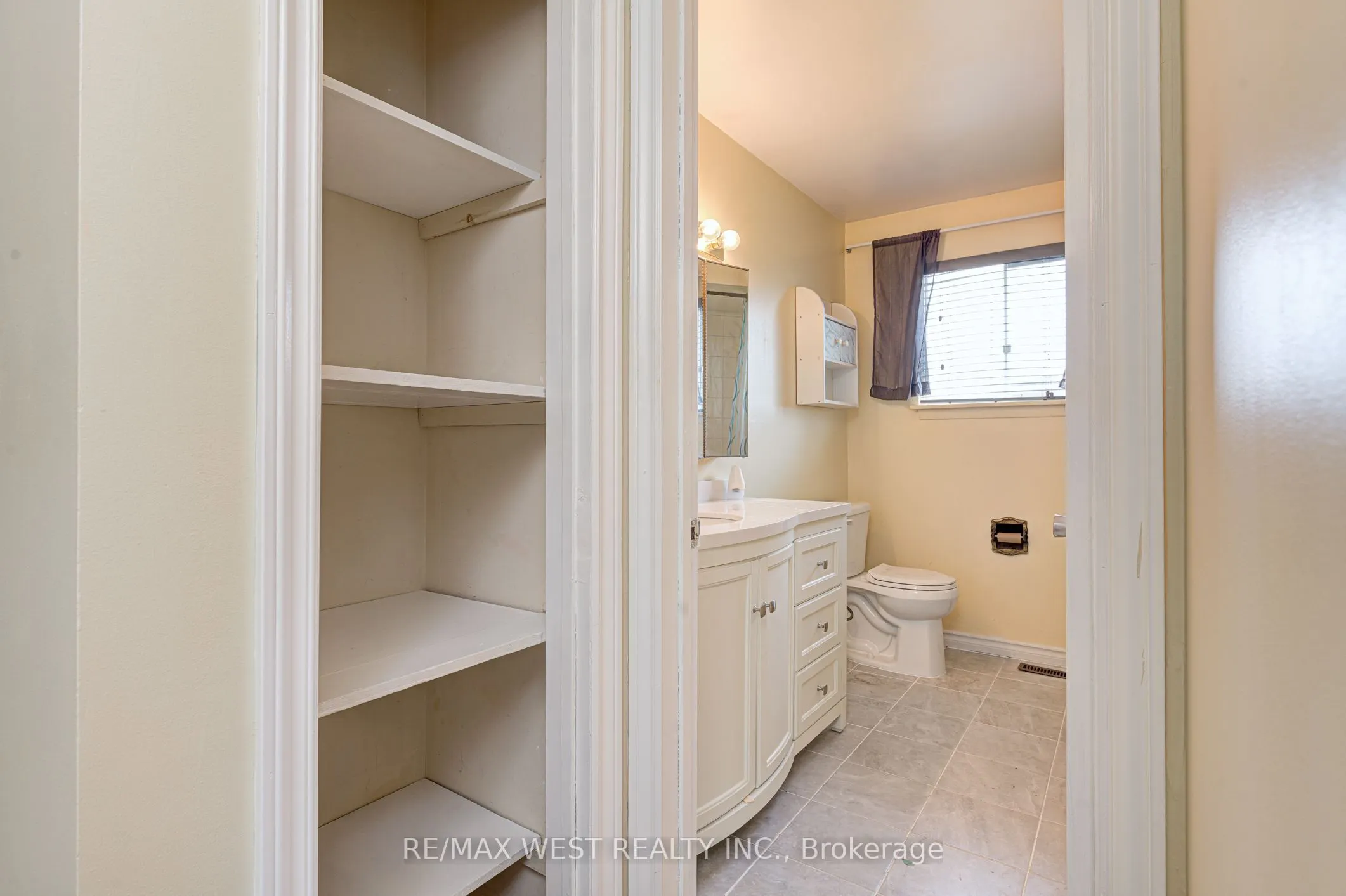 18 Glenforest Road #Upper Lvl