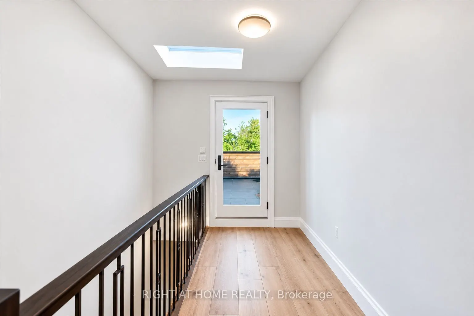 79 Wilson Street E