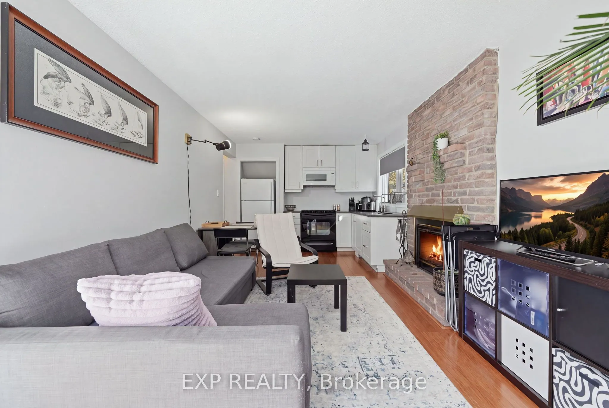 6348 Atherly Crescent