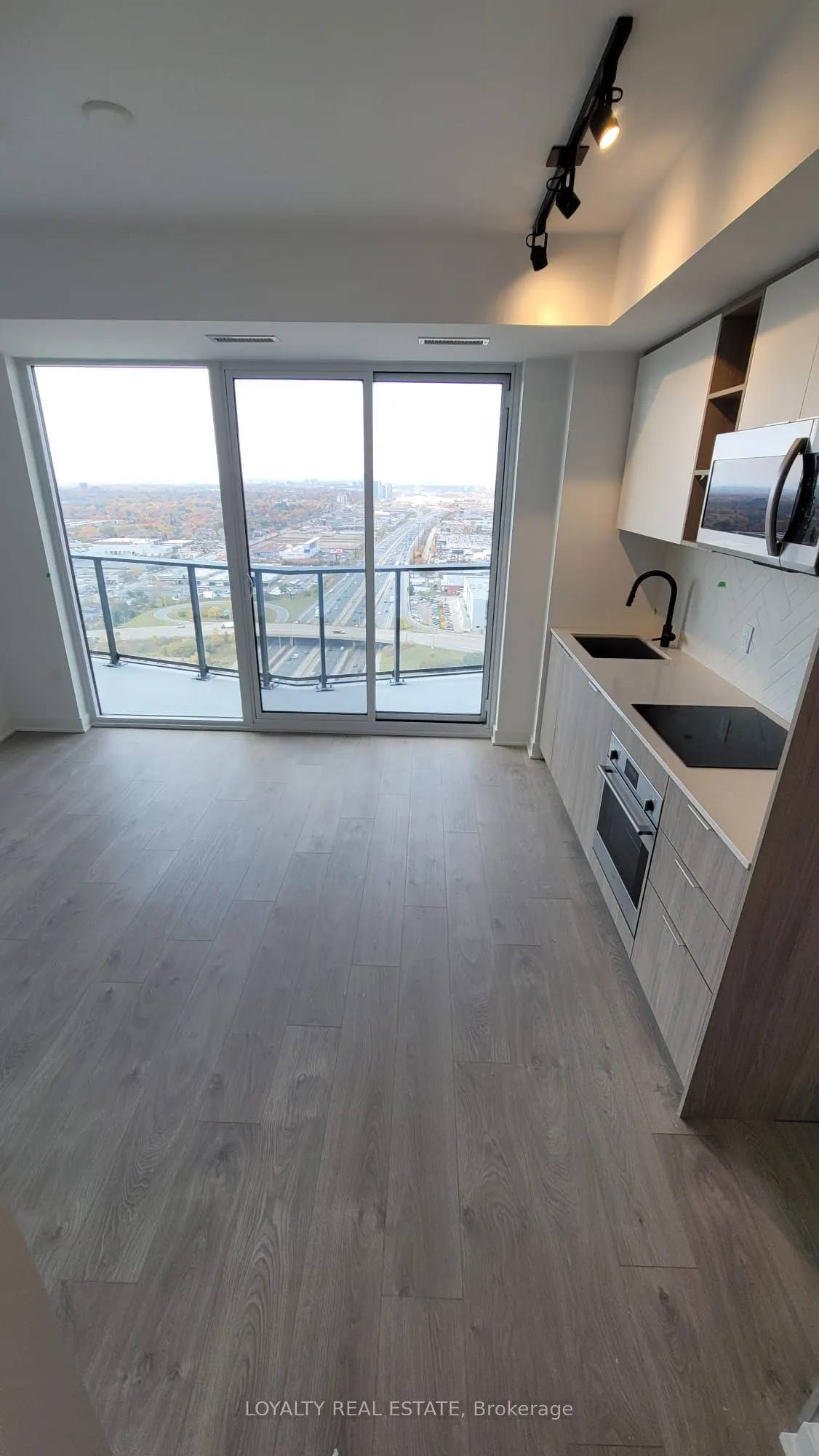36 Zorra Street #3210
