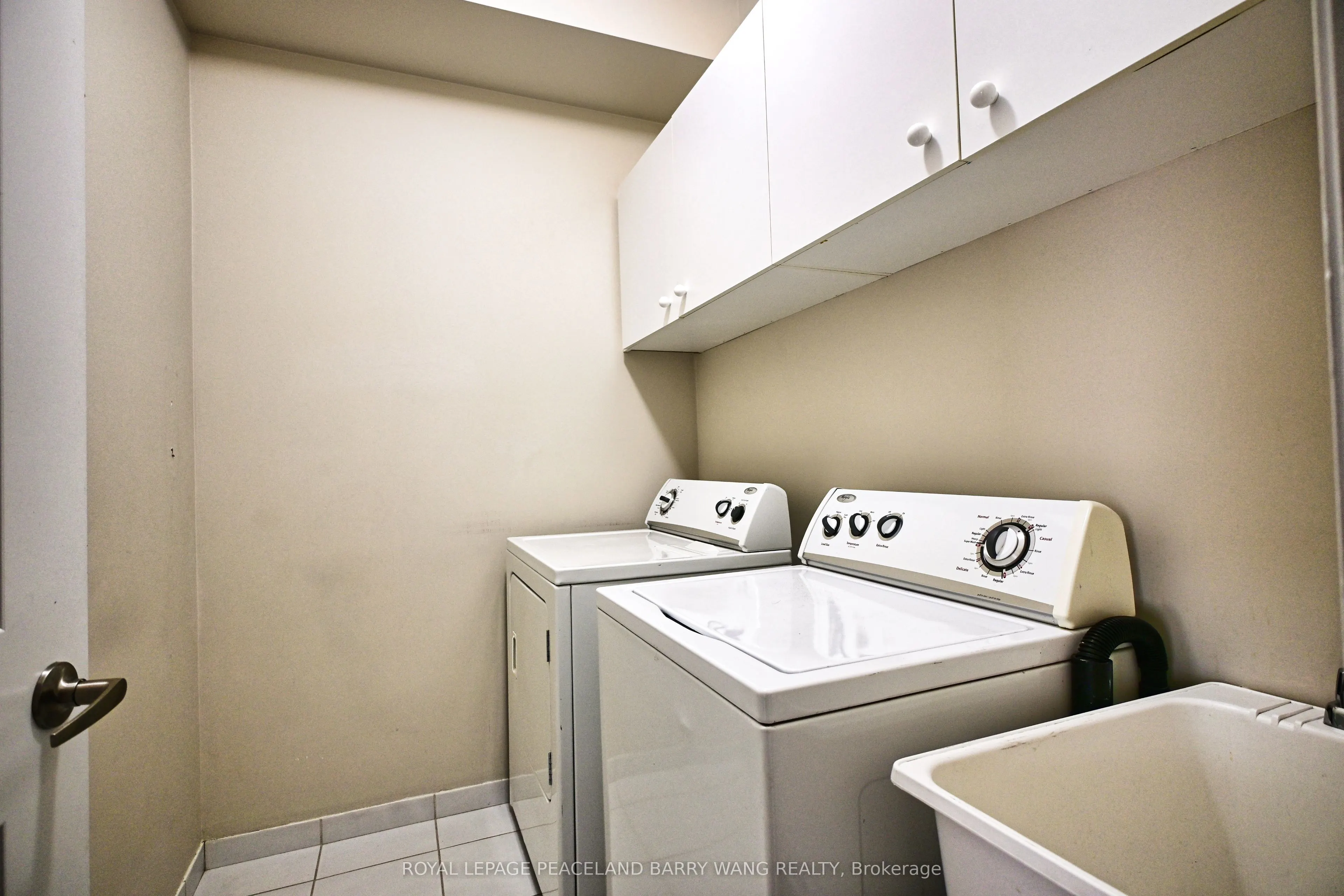 1812 Burnhamthorpe Road E #57