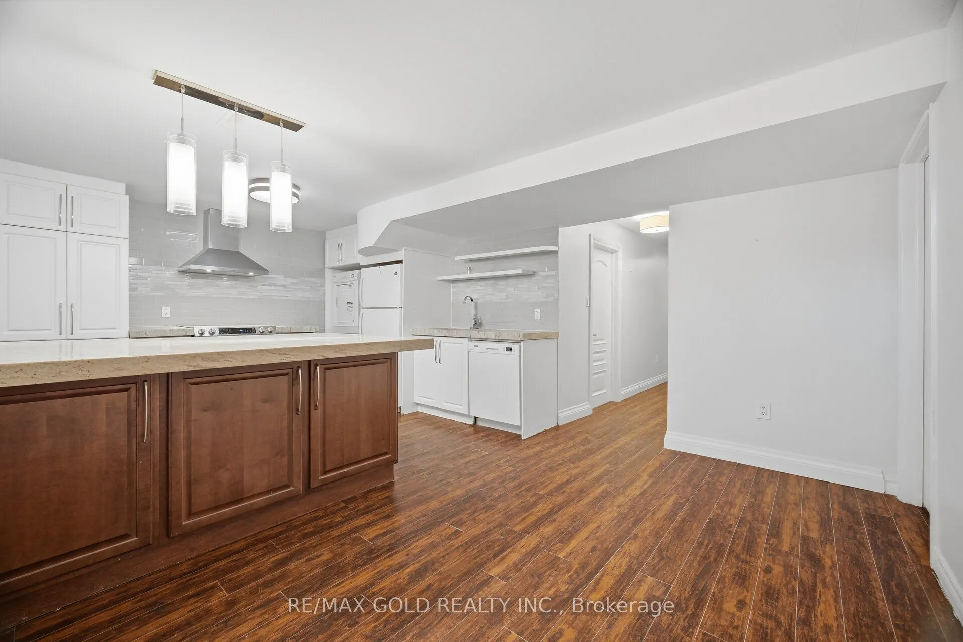687 Marley Crescent