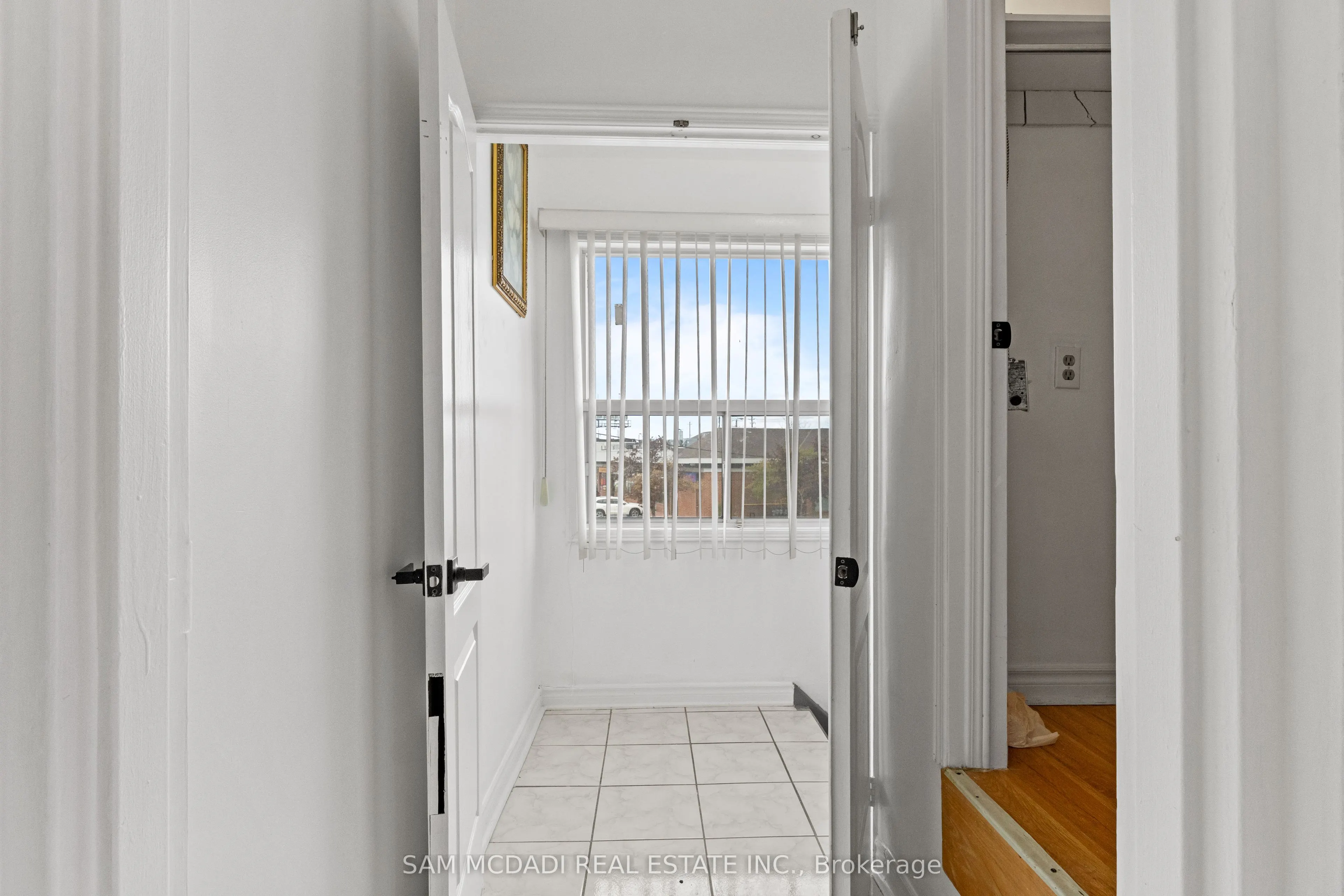 2922 Islington Avenue #3
