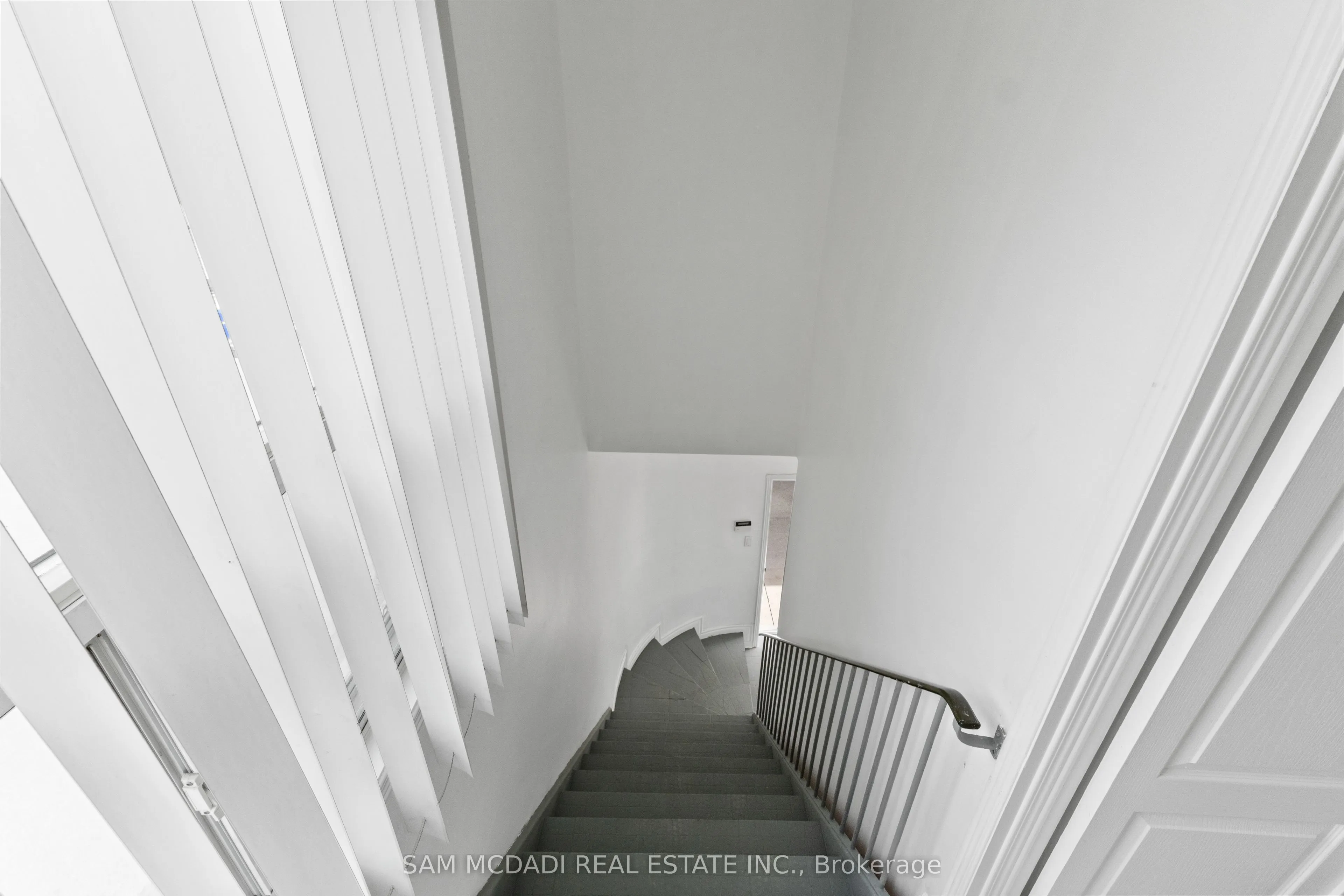 2922 Islington Avenue #3