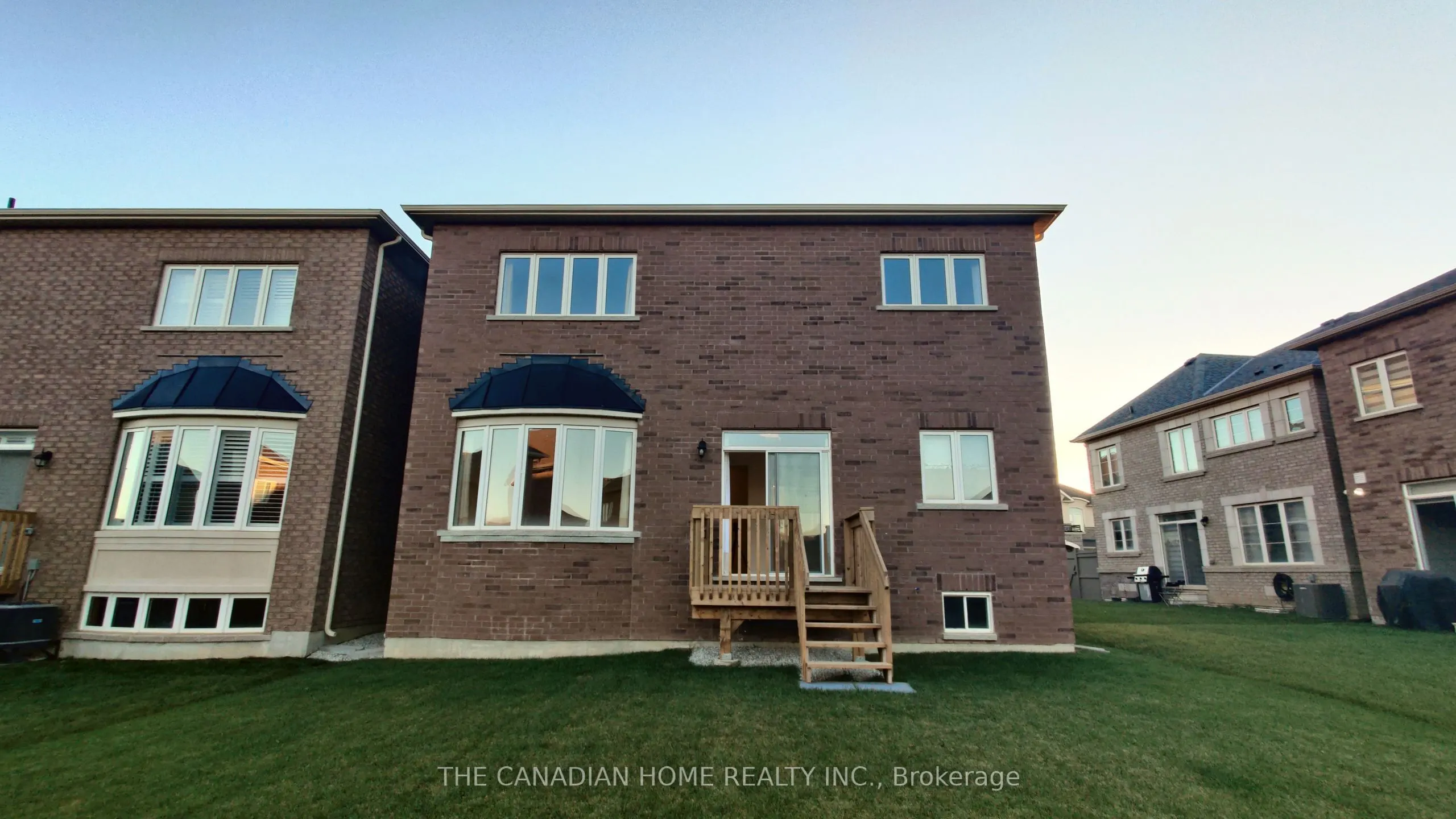 70 Stratford Drive