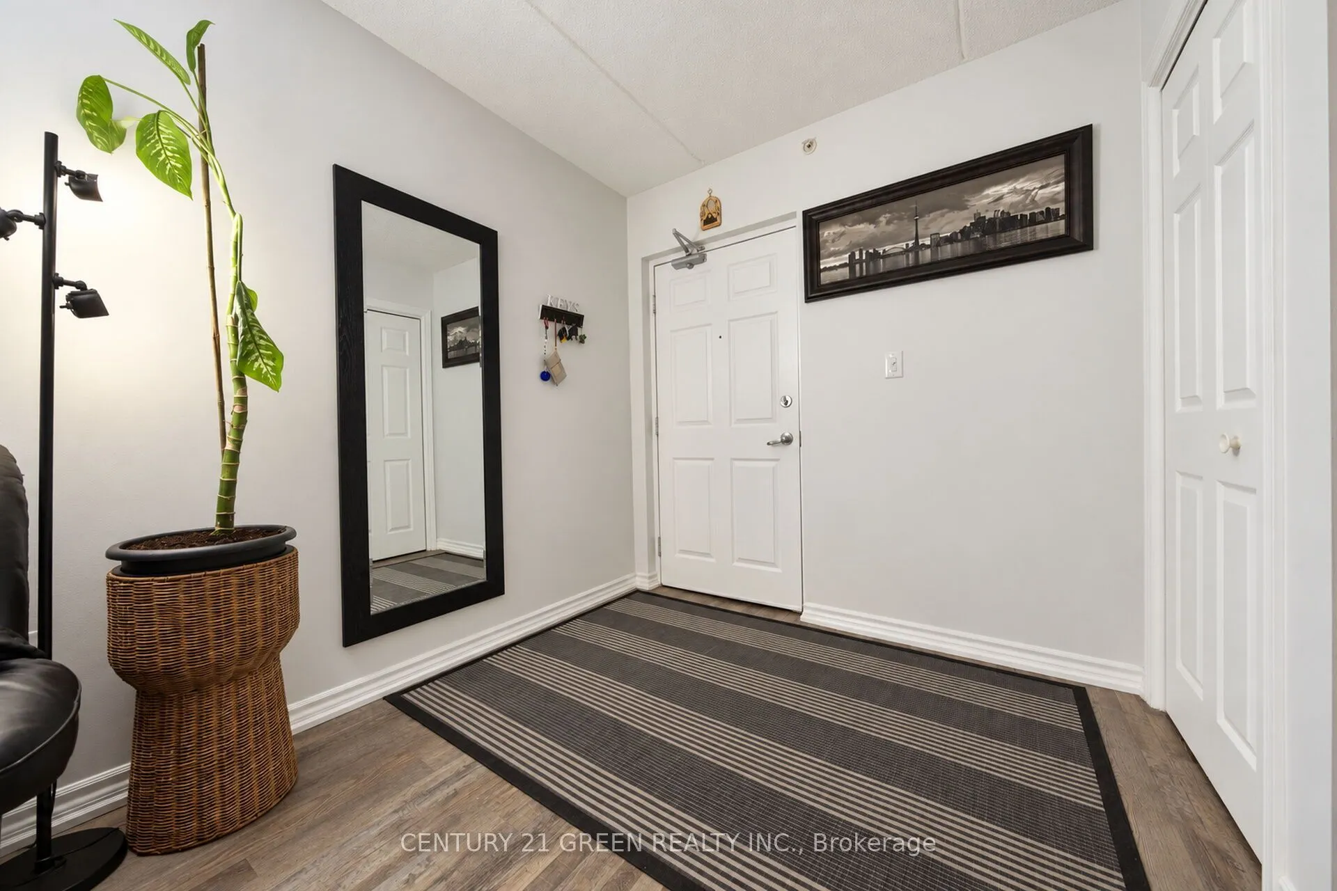 1350 Main Street E #105