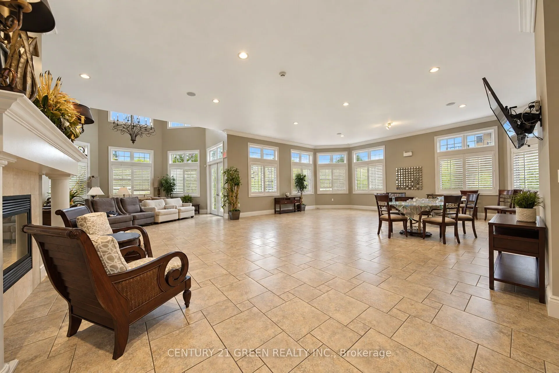 1350 Main Street E #105
