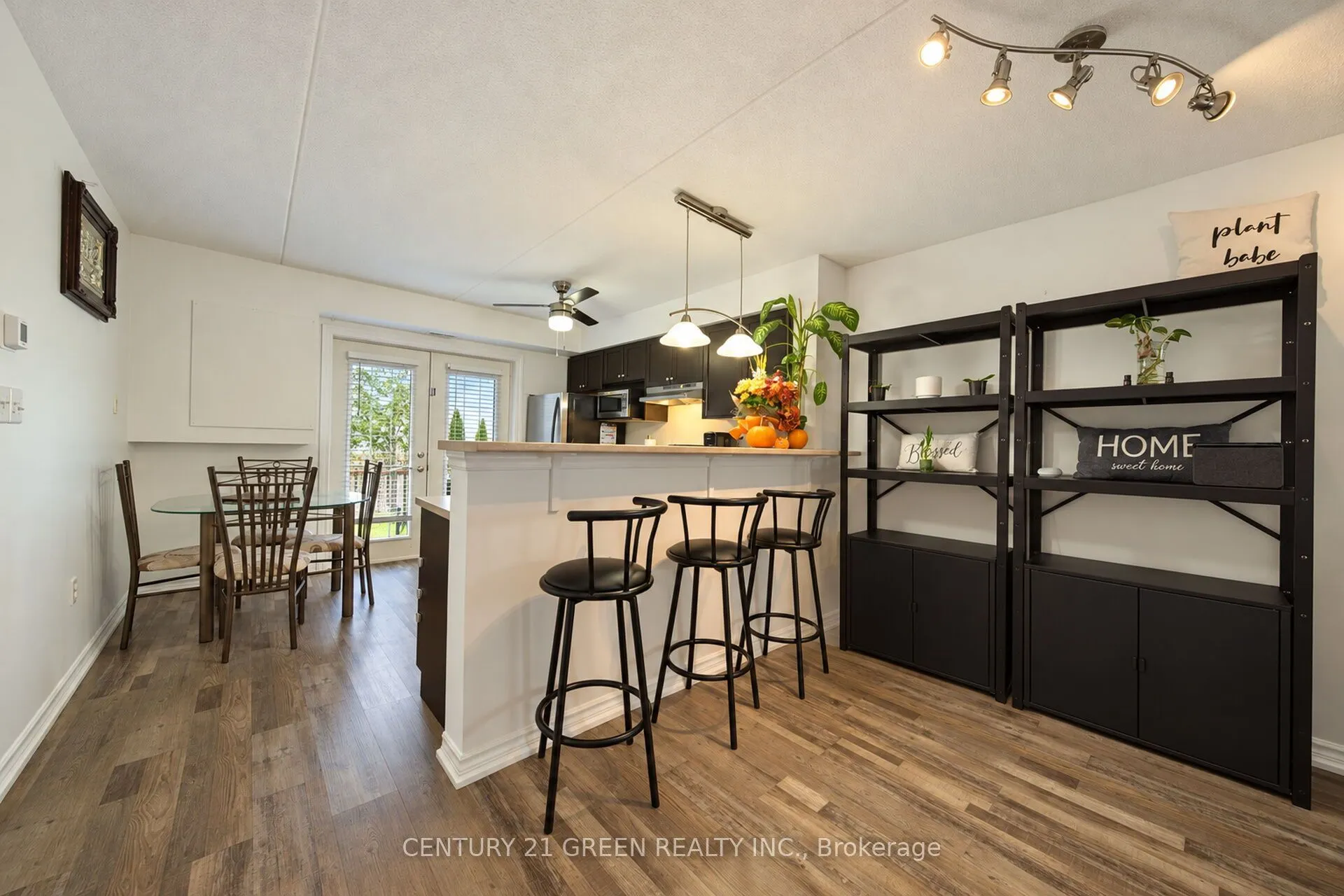1350 Main Street E #105