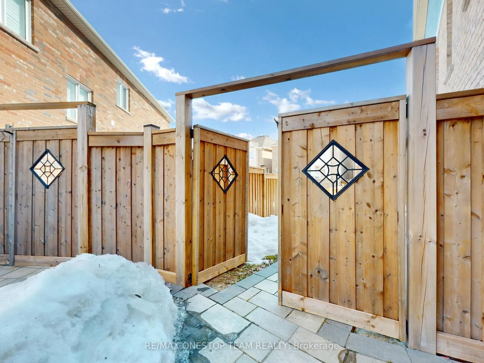 1239 McEachern Court