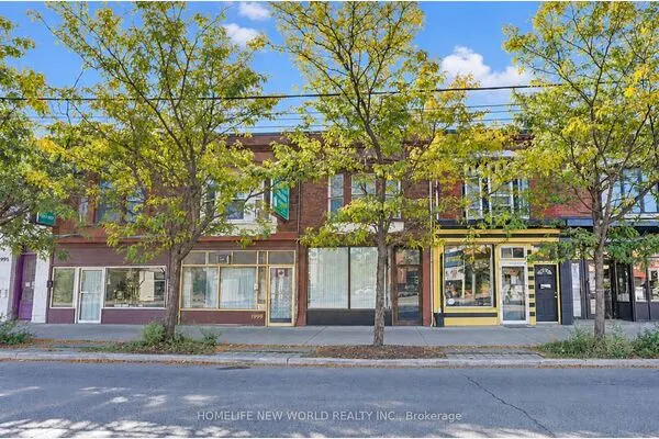 2001 Dundas Street W